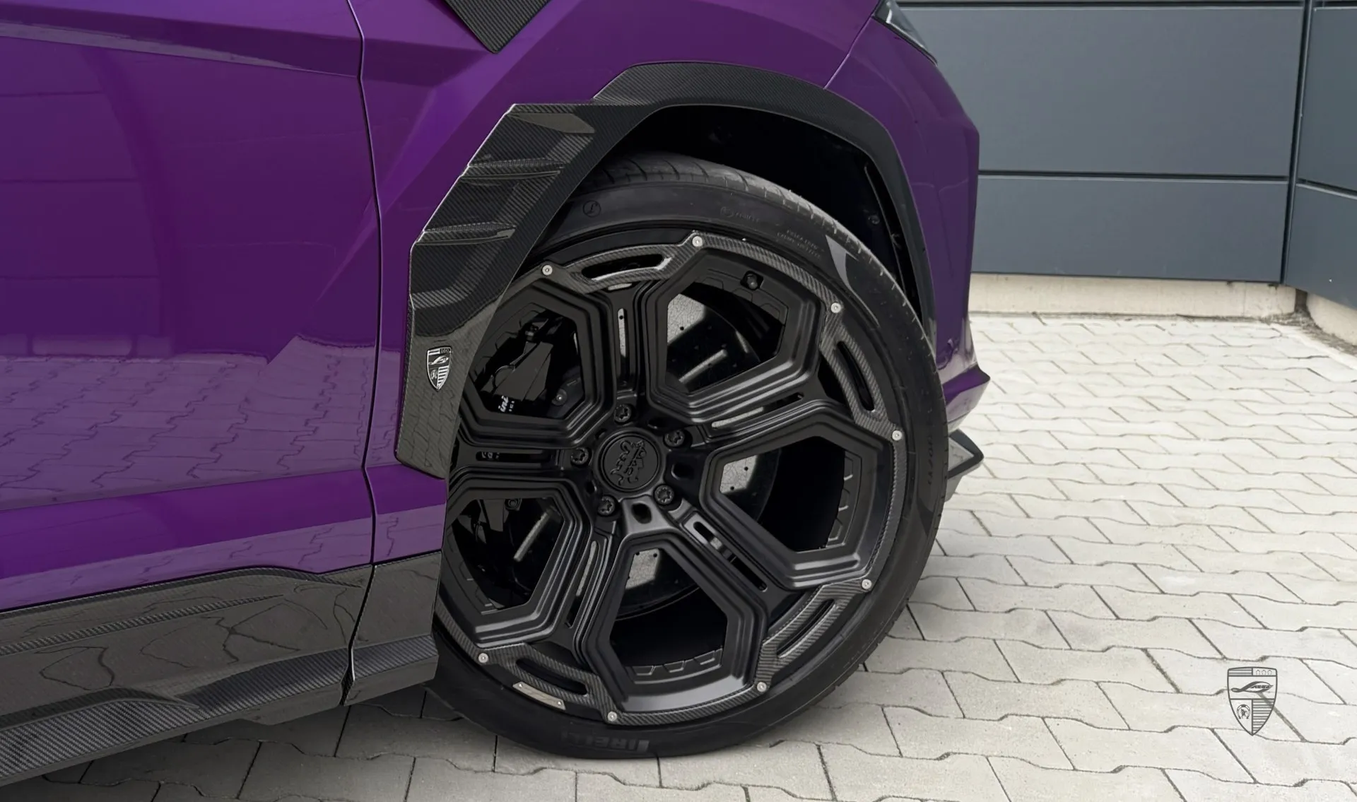Schmiederäder Upgrade für das Familienauto URUS SE von LARTE Design