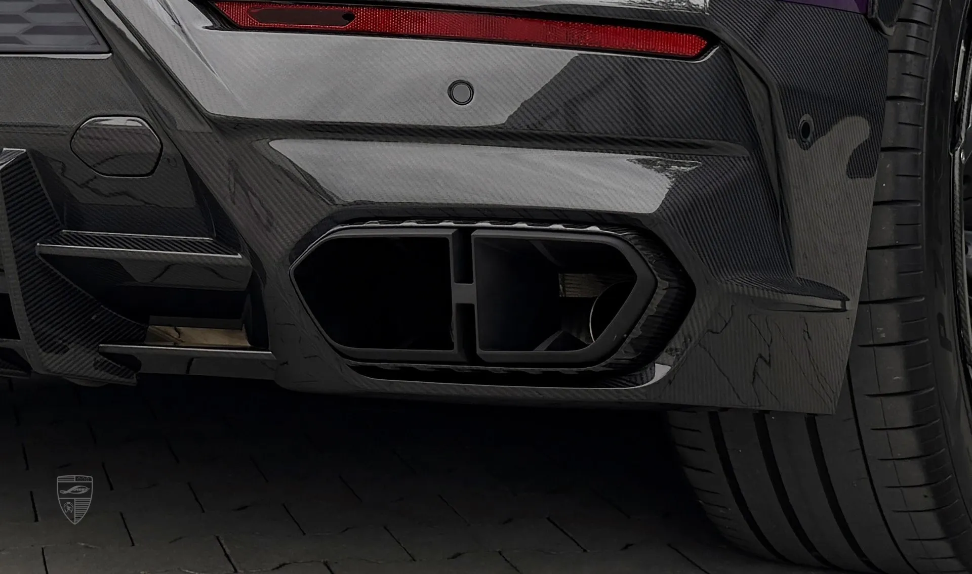 Endrohre für Ihren URUS SE im Umrüstkit von LARTE Design