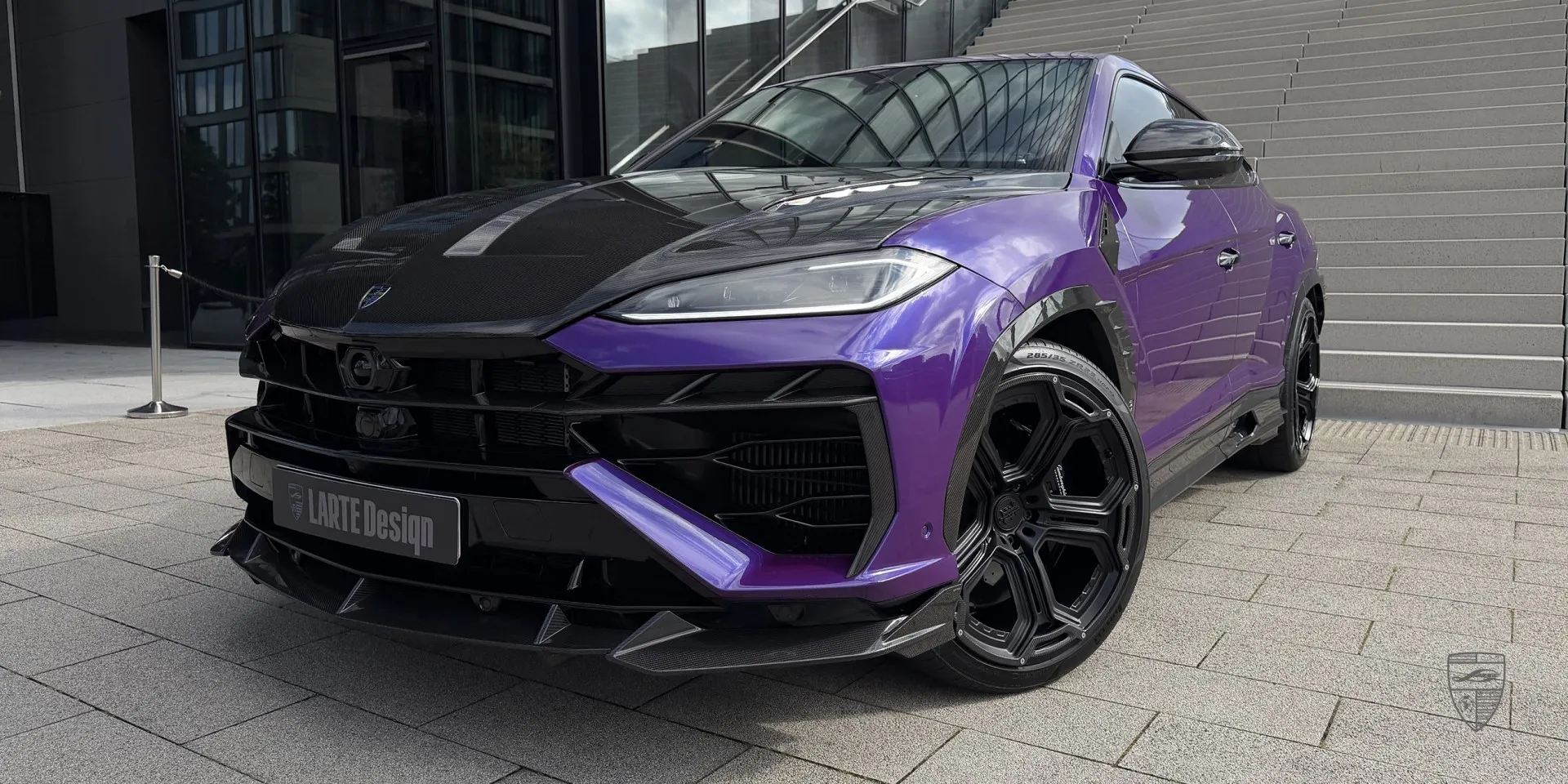 Bodykit für Ururs SE mit individuellen Designelementen und exklusiven Exterieur Veredelungen
