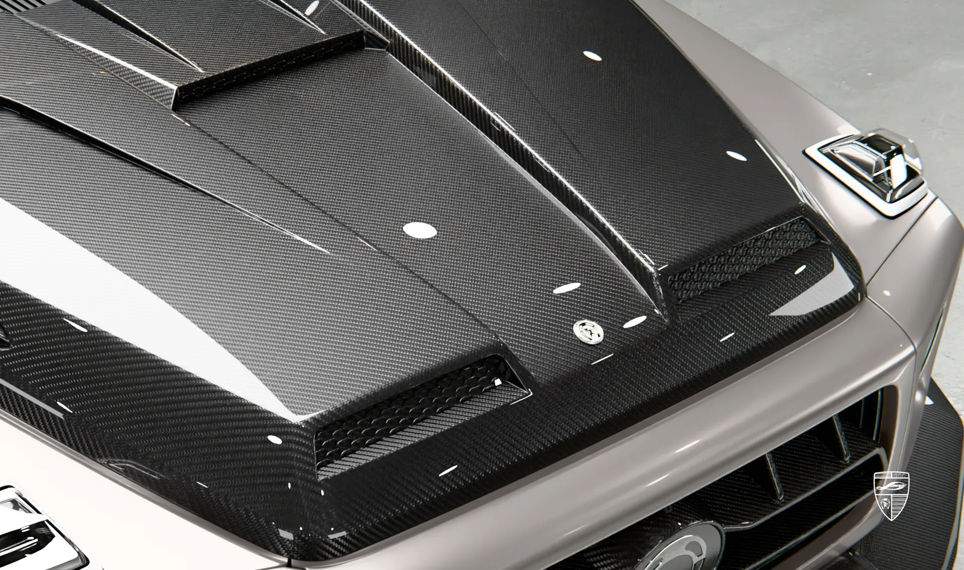 Hood inserts upgrade for the family car wide AMG 63 G-Class Facelift from LARTE Design