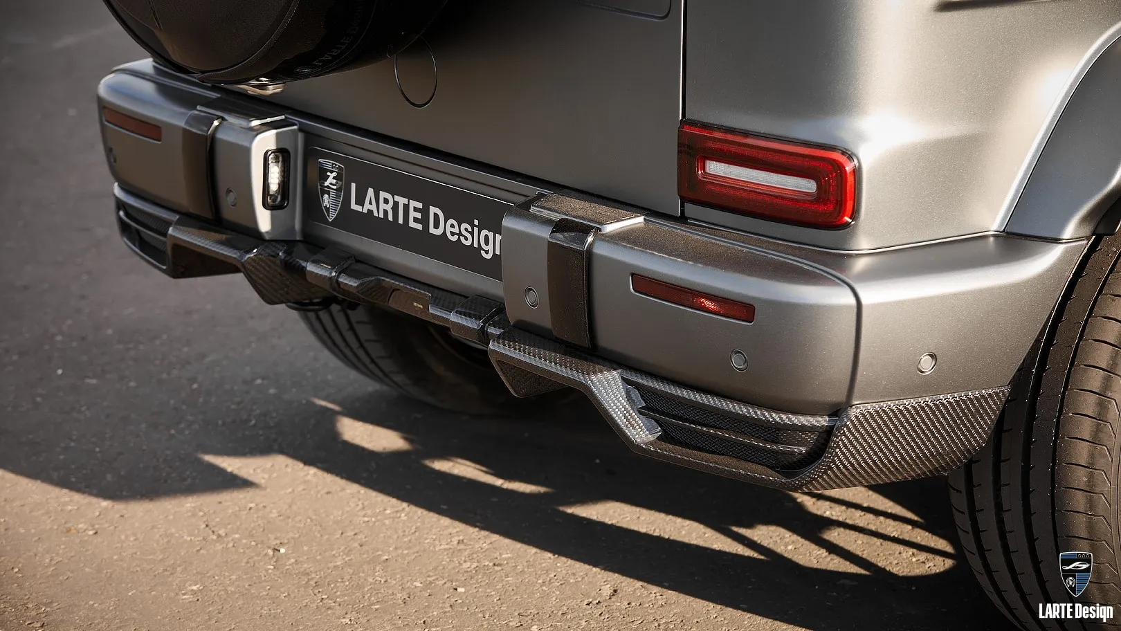 Rear bumper diffuser in tuning for Mercedes G63 W463 by LARTE Design