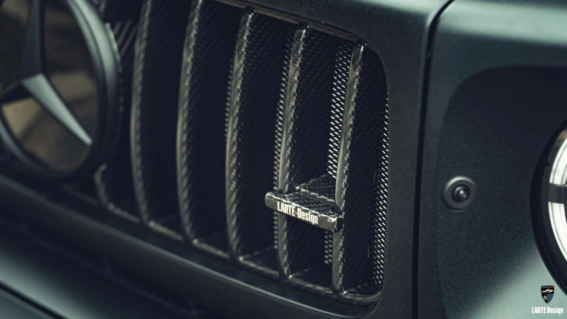 Closeup on grille trim in tuning for Mercedes G63 W463 by LARTE Design