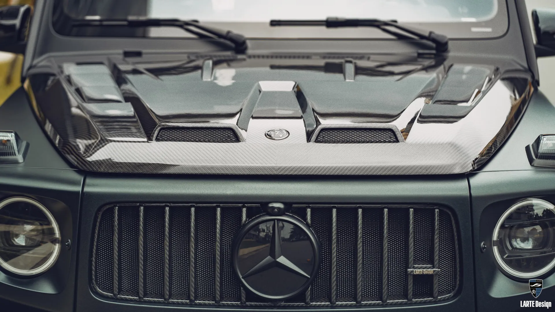 Bonnet in tuning for Mercedes G63 W463 by LARTE Design