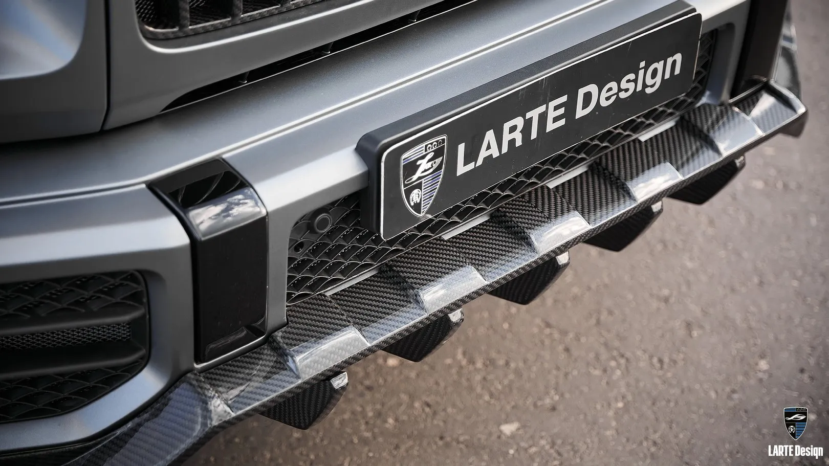 Front bumper lip spoiler in tuning for Mercedes G63 W463 by LARTE Design