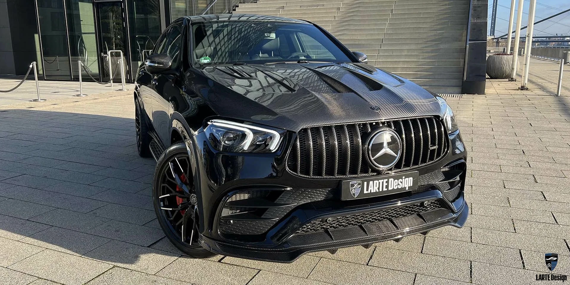 Tuning kits carbon fiber for Mercedes-AMG GLE 63S Diamond White by LARTE Design