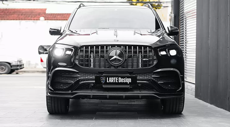 Front view on a Mercedes GLE V167 AMG 63/63S with a body kit giving the car a custom appearance