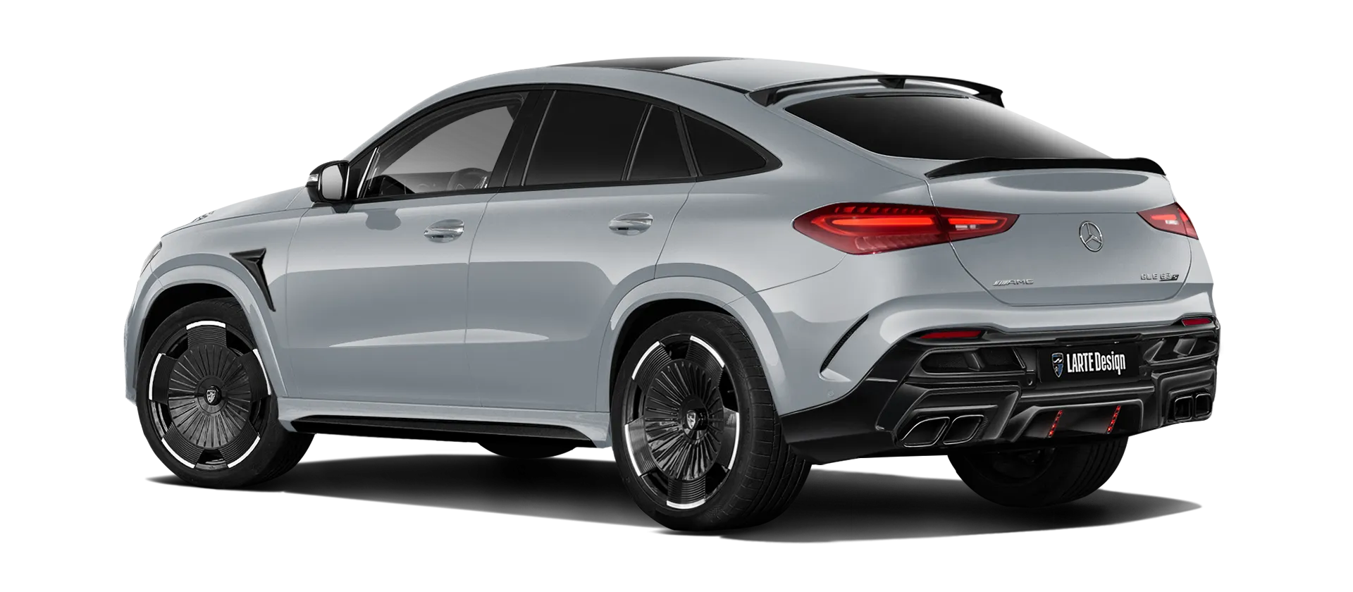MERCEDES GLE COUPE 63 С167 FACELIFT 2023 - 2026 mit lackiertem Karosserie-Kit: Rückansicht in High Tech Silver