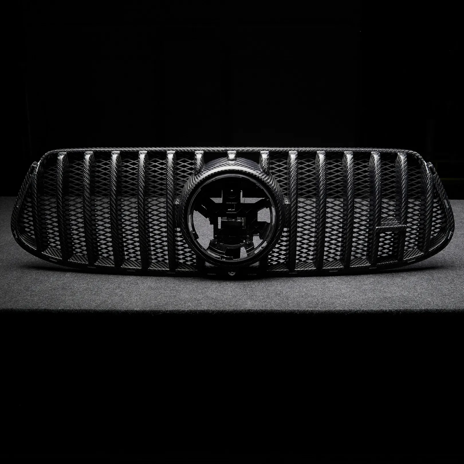 Carbonfaser-Kühlergrill für Ihren GLE Coupé AMG 63 C167 Facelift im Erscheinungspaket von LARTE Design