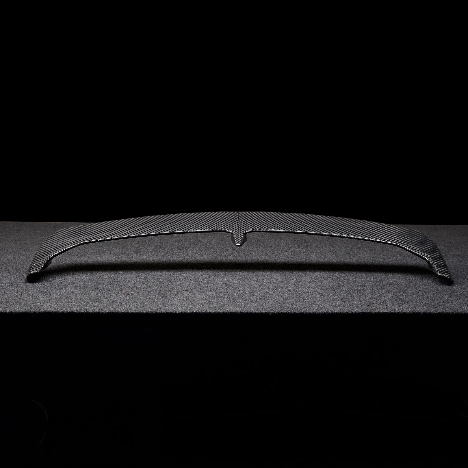 Carbonfaser-Dachspoiler Upgrade für den Luxuswagen GLE Coupé AMG 63 C167 Facelift von LARTE Design