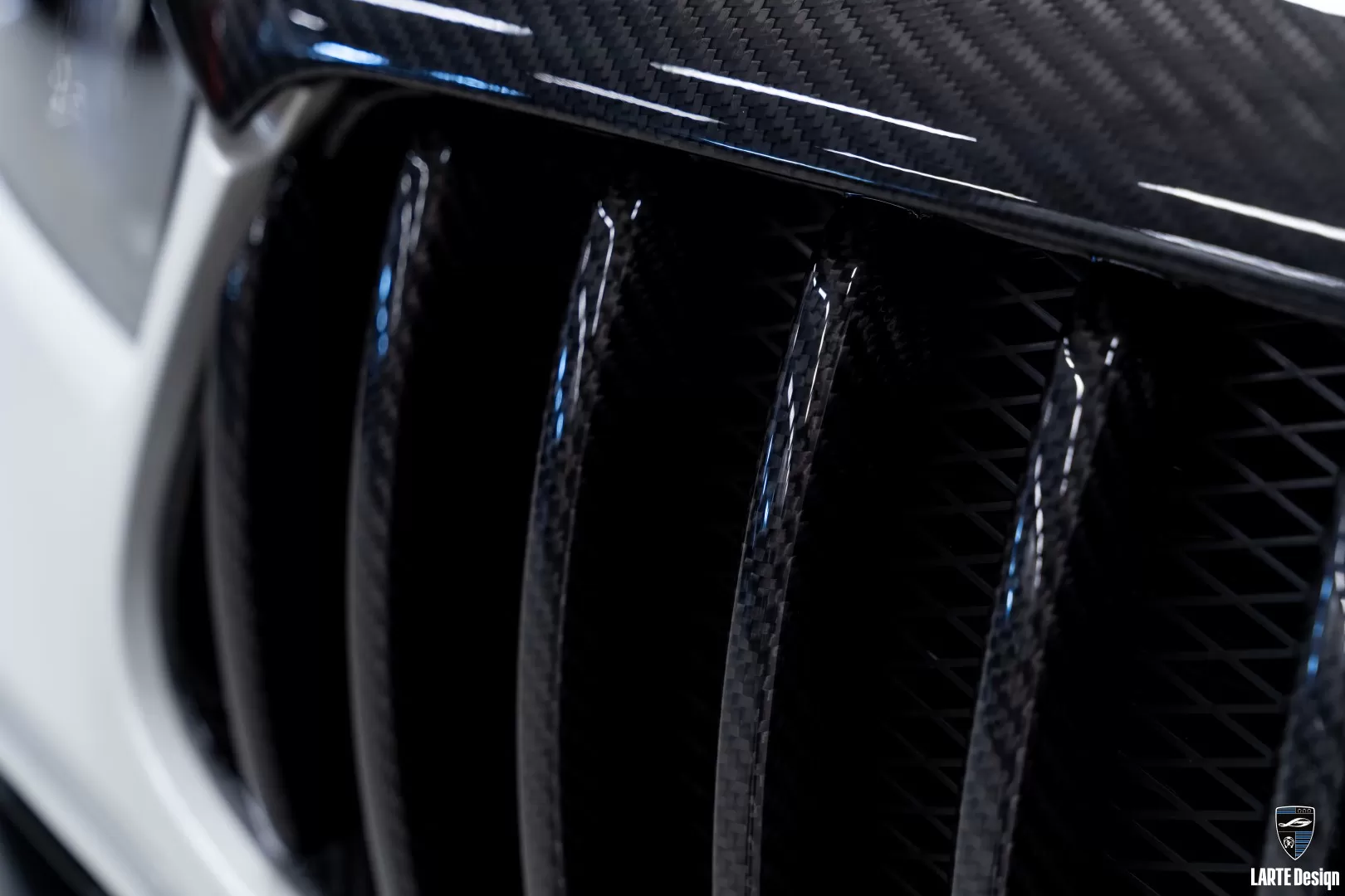Closeup of Panamericana styled grille for Mercedes Benz AMG GLE Coupe 63 C167 by LARTE Design
