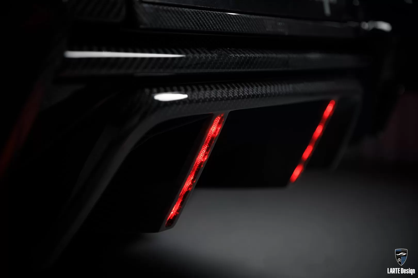 Brake lights on reaк diffuser for Mercedes Benz AMG GLE Coupe 63 С167 by LARTE Design