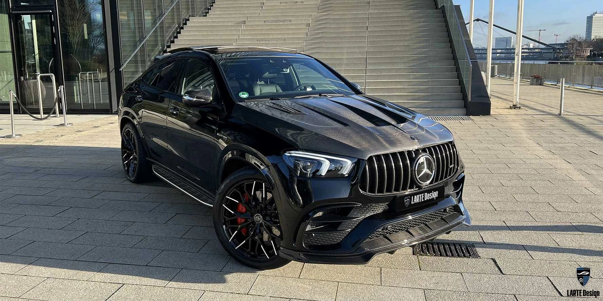 Acquire new aerodynamic carbon fiber kit for Mercedes-Benz GLE Coupe 63 S 4MATIC+ С167 Obsidian Black metallic 