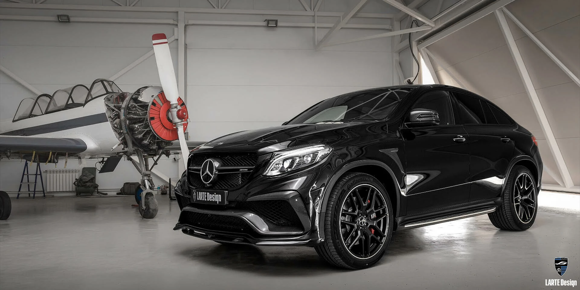 Buy body kit 2024 for Mercedes-Benz GLE Coupe GLE 450 4MATIC+ С166 Obsidian Black metallic 