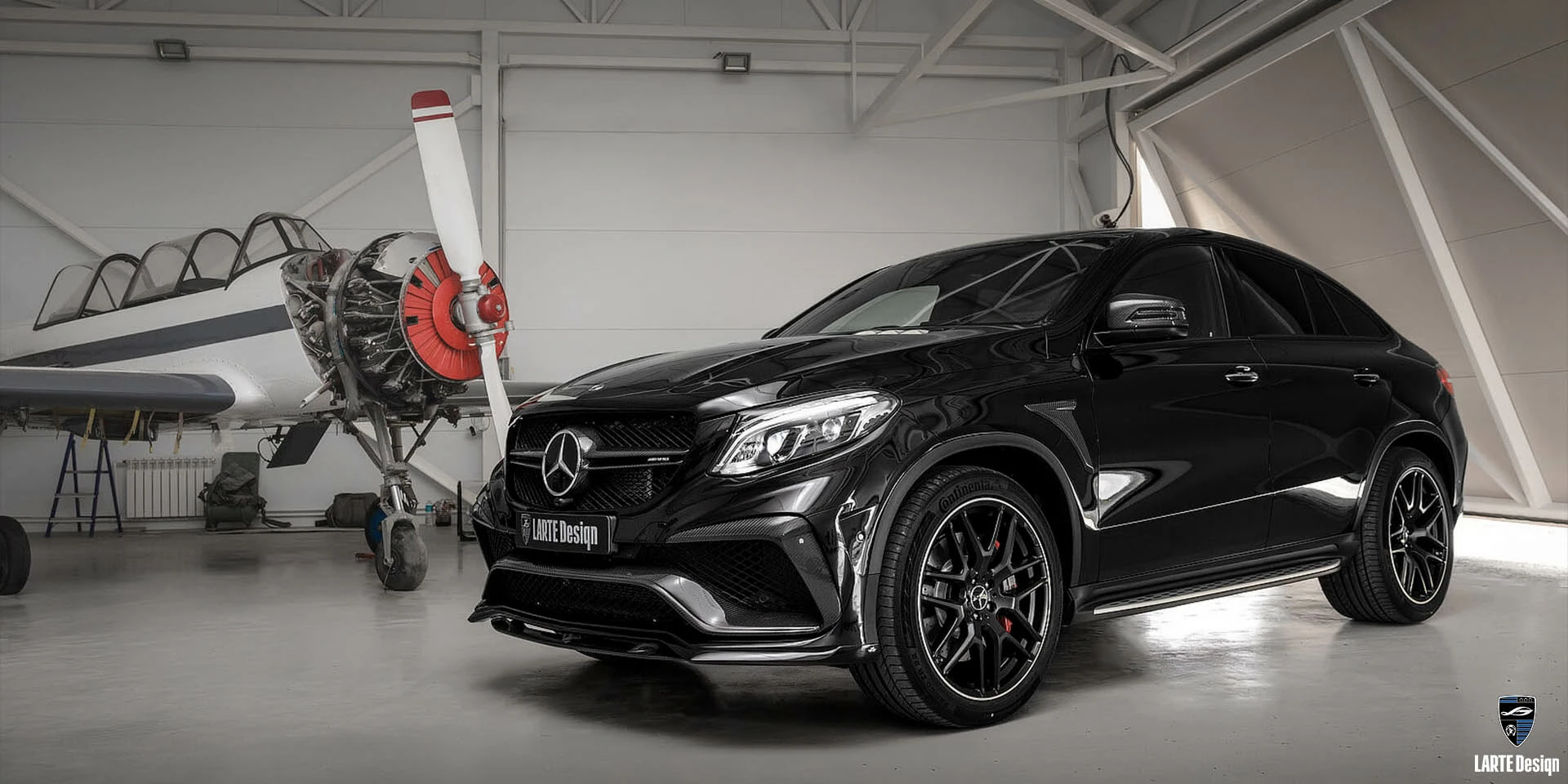 Body-Kit 2024 für Mercedes-Benz GLE Coupe GLE С166 Obsidian Schwarz Metallic