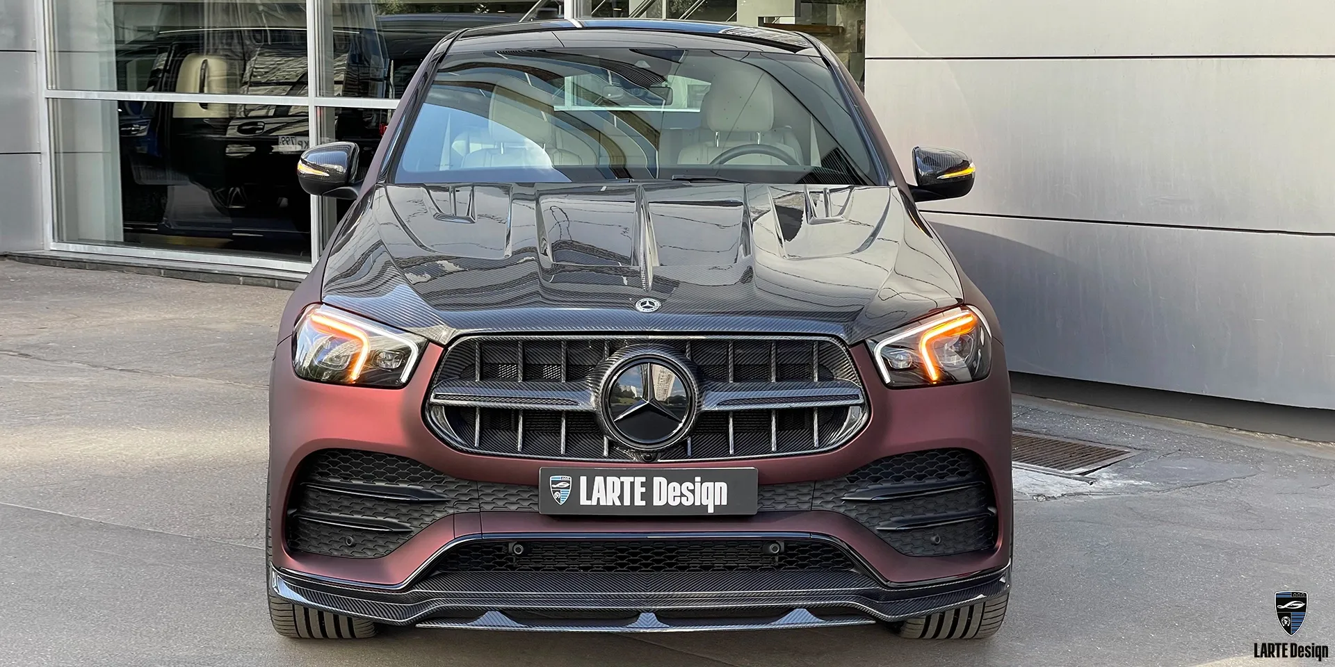 Kaufen Sie einen aerodynamischen Frontlippe für Mercedes-Benz GLE Coupe 53 4MATIC+ C292 mit lila Folierung