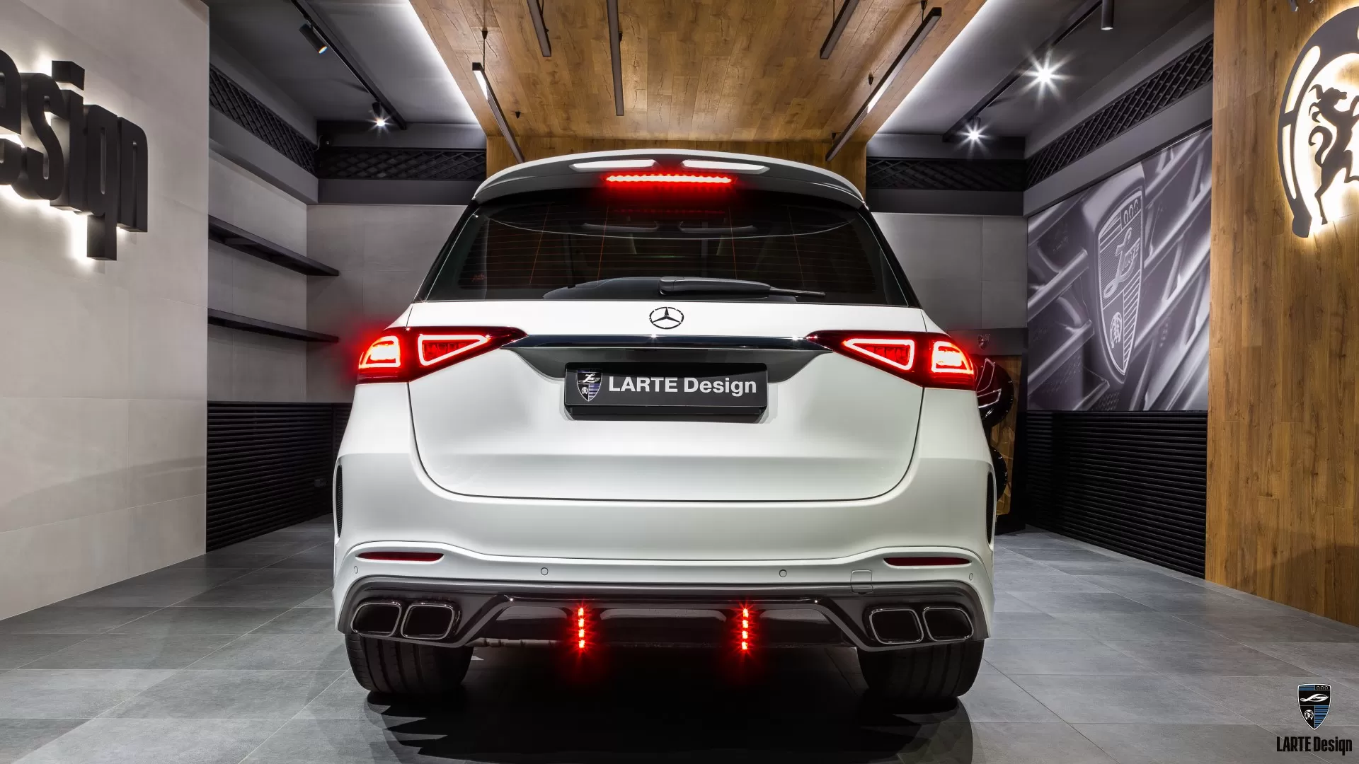 Rear diffuser for Mercedes GLE V167 by LARTE Design