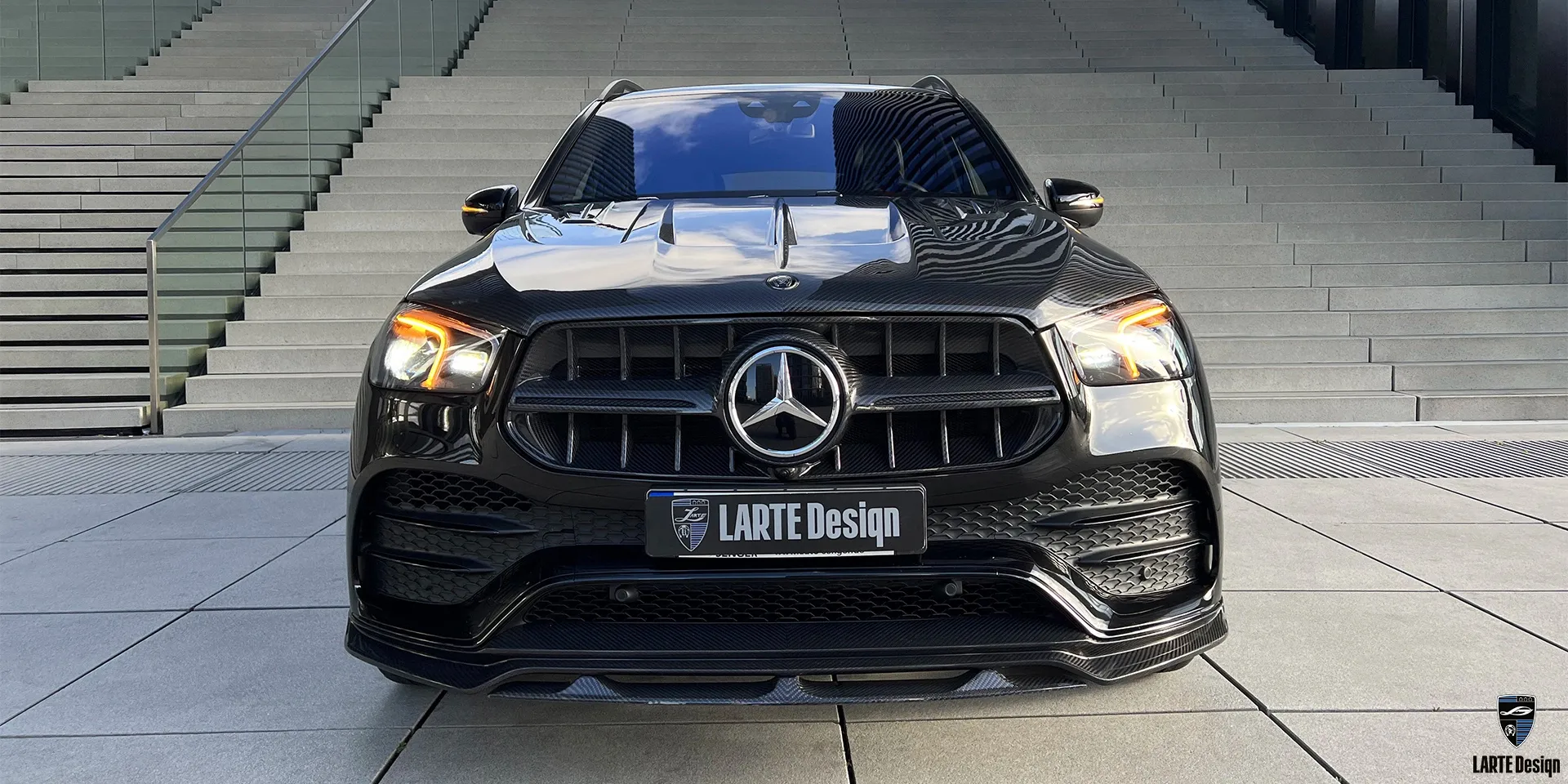 Mercedes-Benz GLE V167 400 d 4MATIC Sport Obsidian Black with body kit by LARTE Design