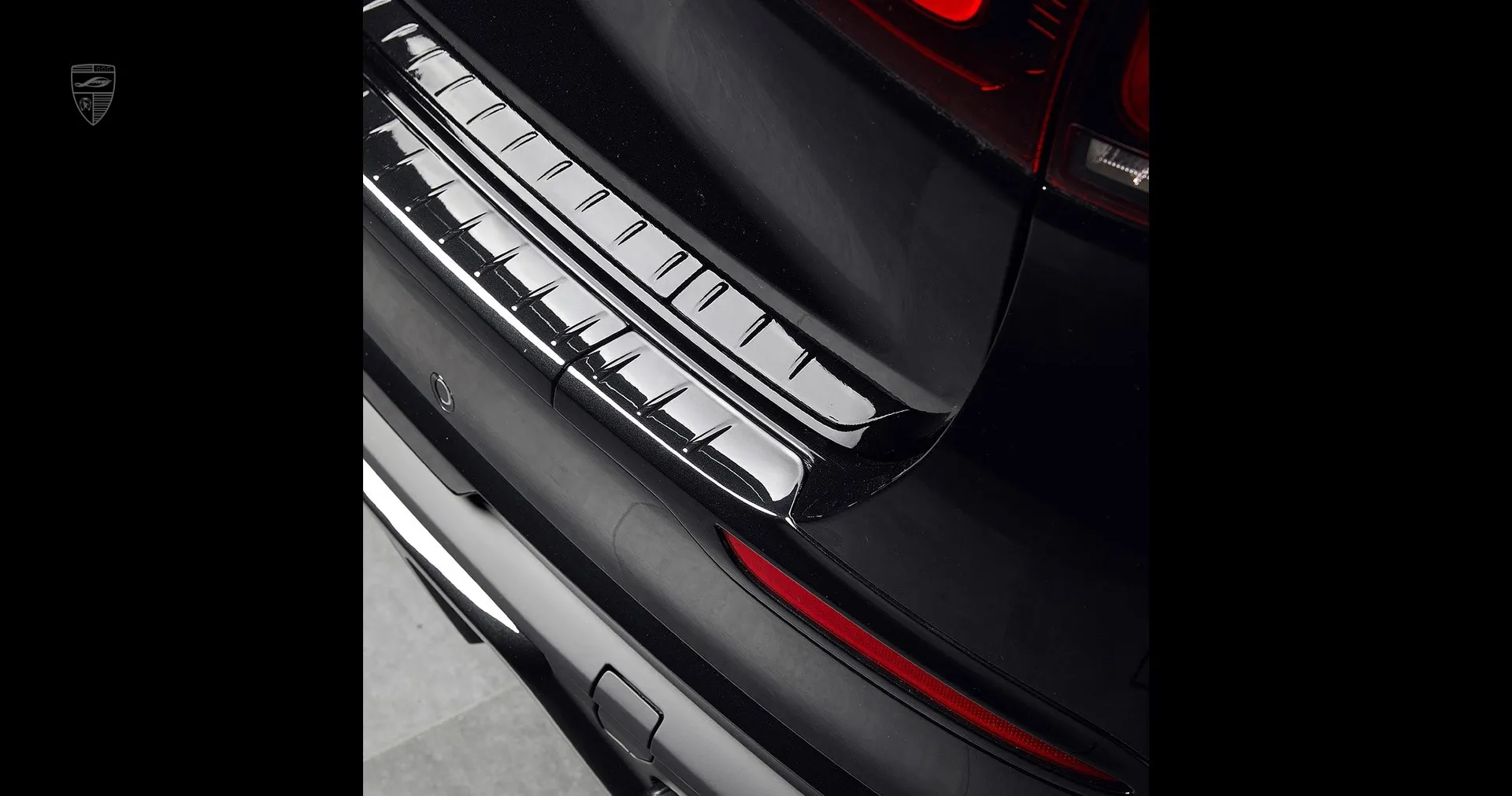 Rear bumper overlay for your Mercedes GLS AMG 63 X167 Facelift in the appearance package by LARTE Design