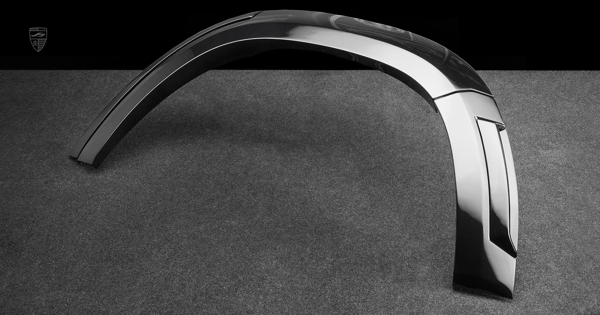 Rear fender arches upgrade for the luxury car Mercedes GLS AMG 63 X167 Facelift from LARTE Design