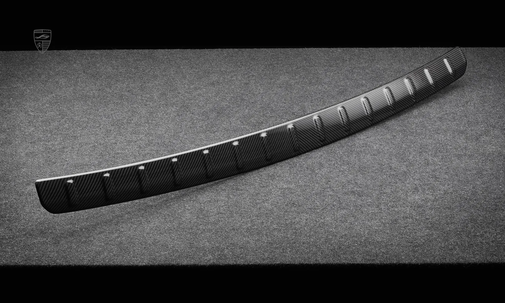 Rear bumper overlay upgrade for your SUV Mercedes GLS AMG 63 X167 Facelift from LARTE Design