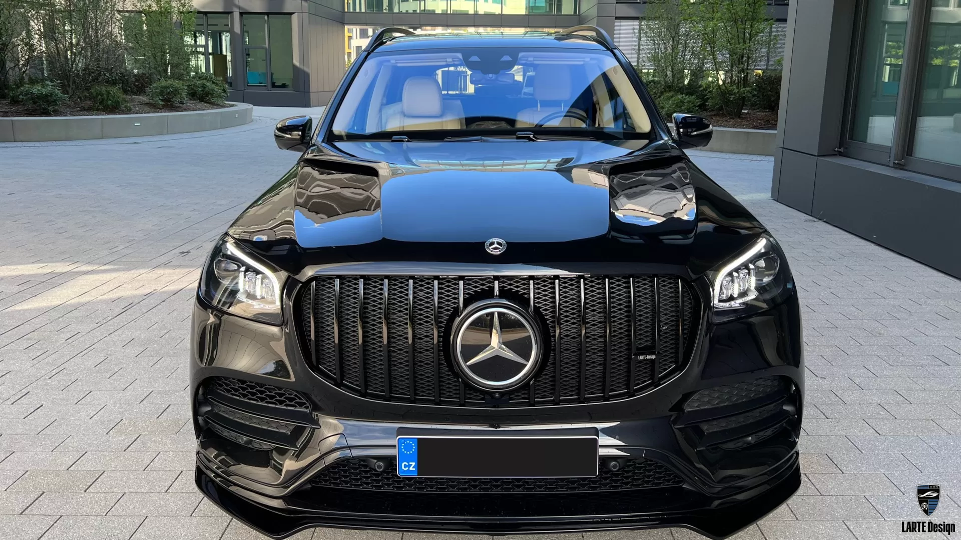 Bonnet for Mercedes Benz GLS X167 by LARTE Design