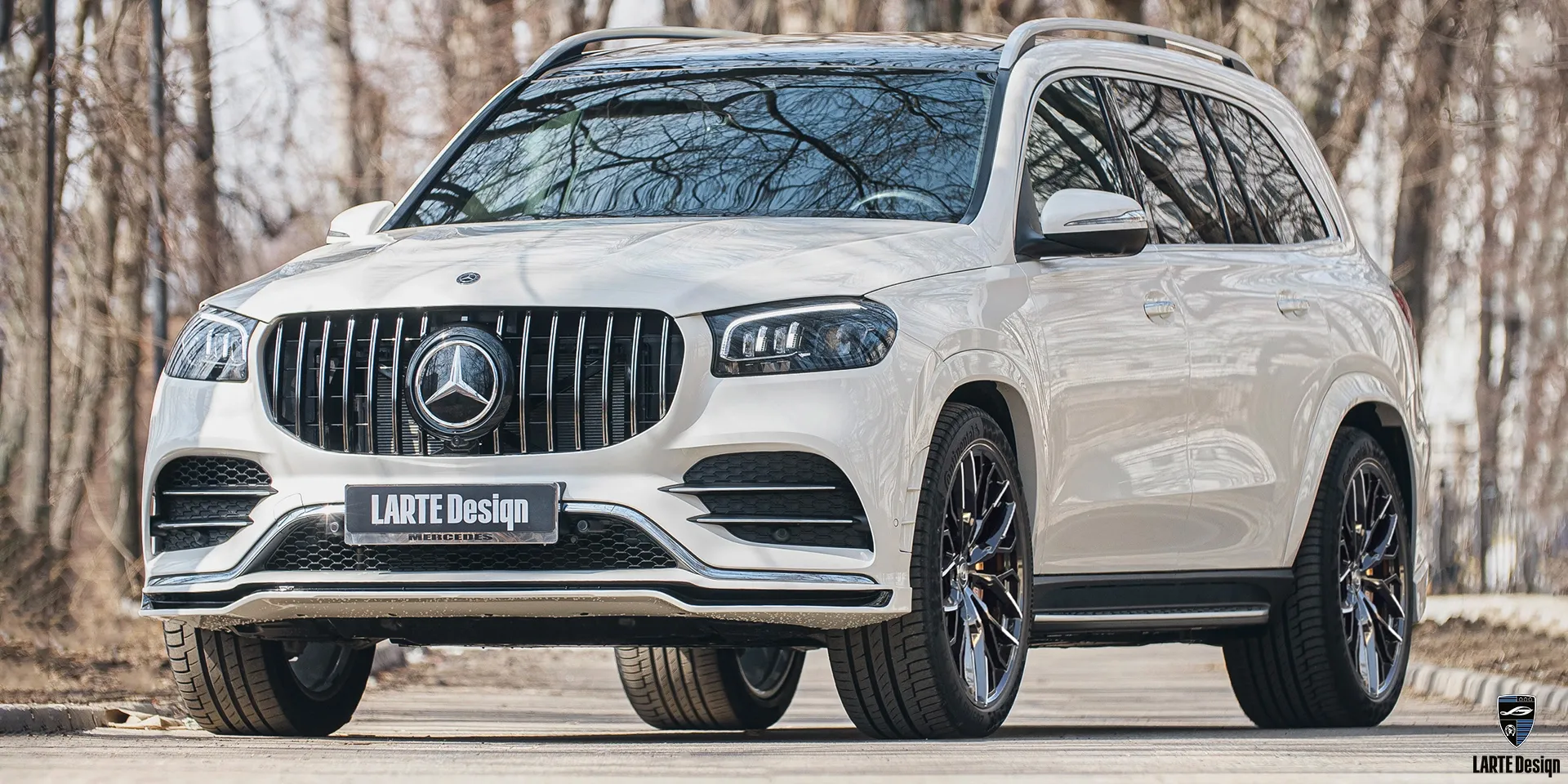 Carbon fiber Rear bumper diffuser for Mercedes Benz GLS Х167 Diamond White by LARTE Design