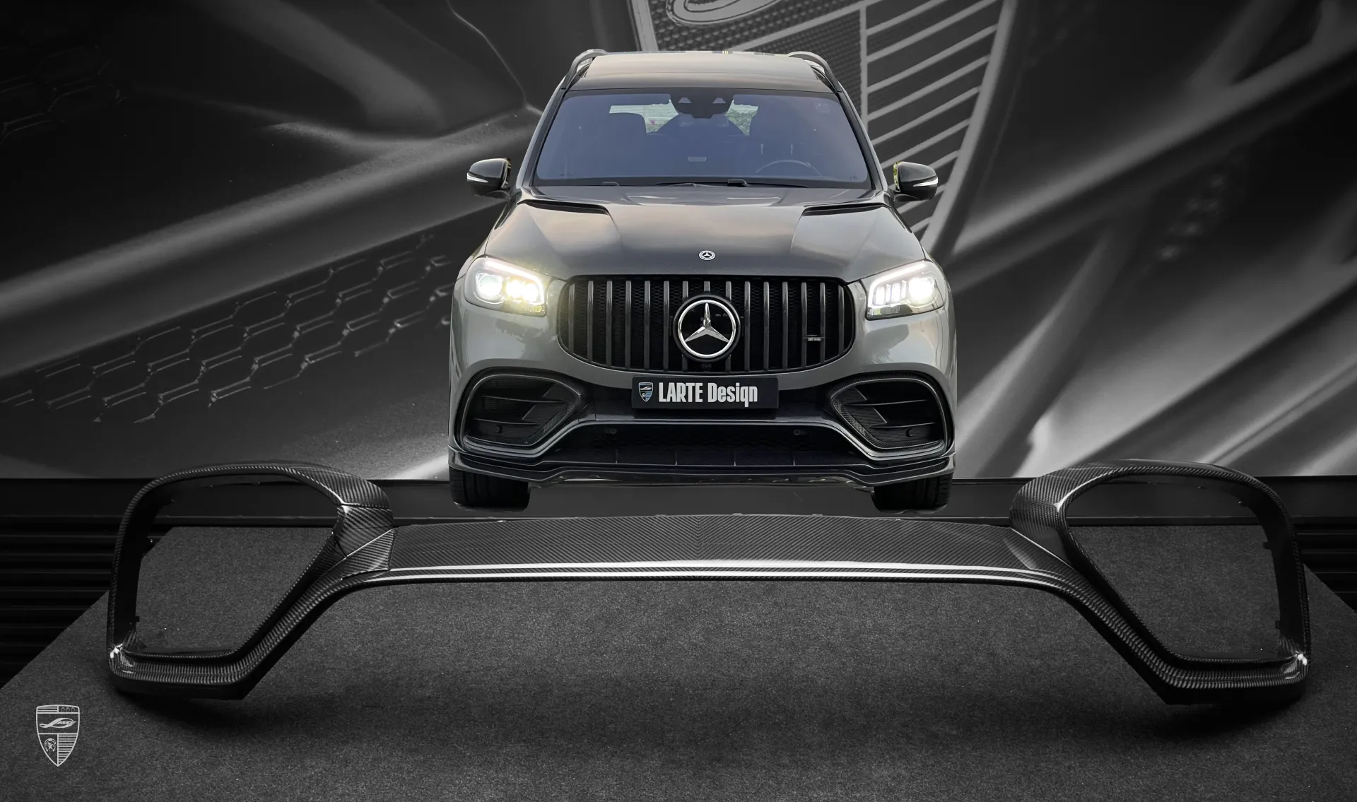 Central bumper trim for your Mercedes GLS AMG 63 in a conversion kit from LARTE Design