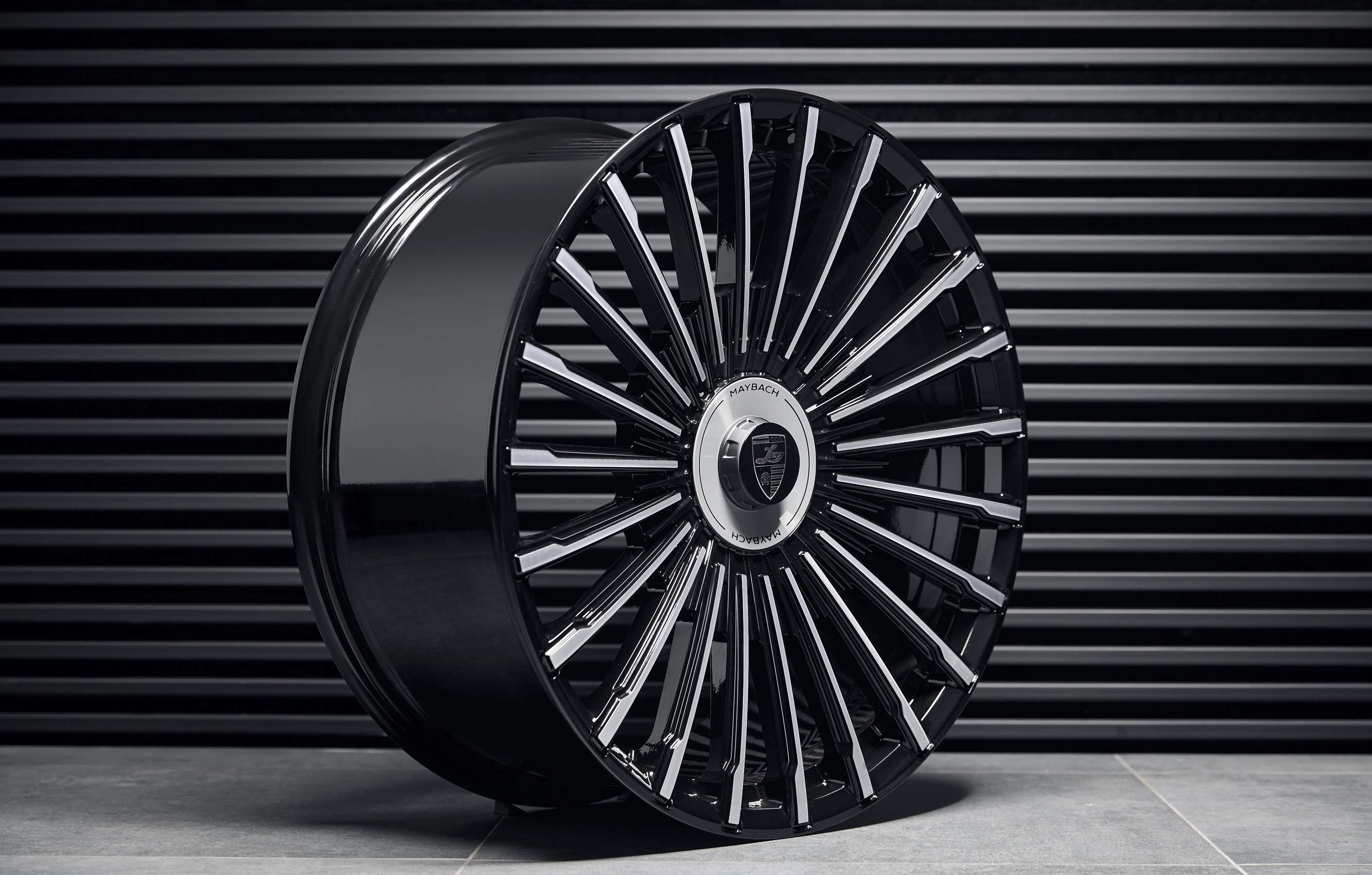 Custom forged wheels 23 inches for the 2022 and 2023 Mercedes GLS 63 X167
