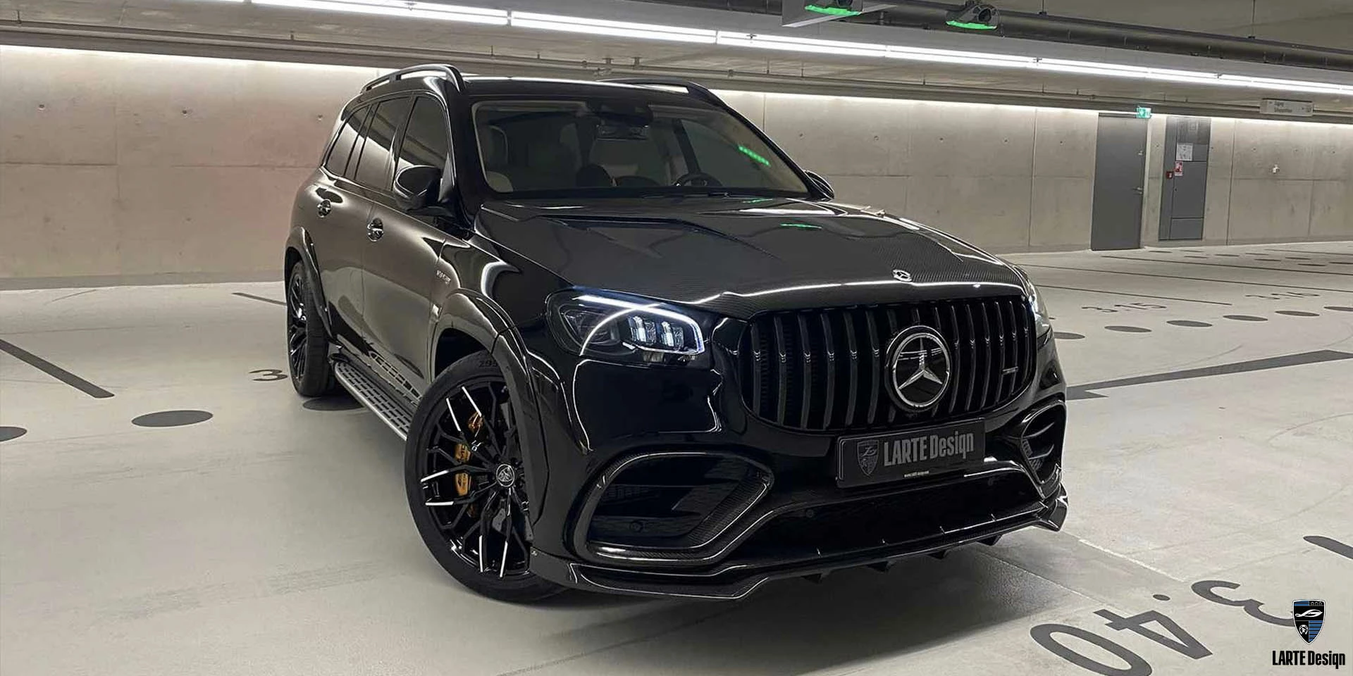 Kaufen Sie das Bodykit 2024 für den Mercedes-Benz GLS 63 AMG 4MATIC+ Х167 M 177 DE 40 AL selenitgrau metallic