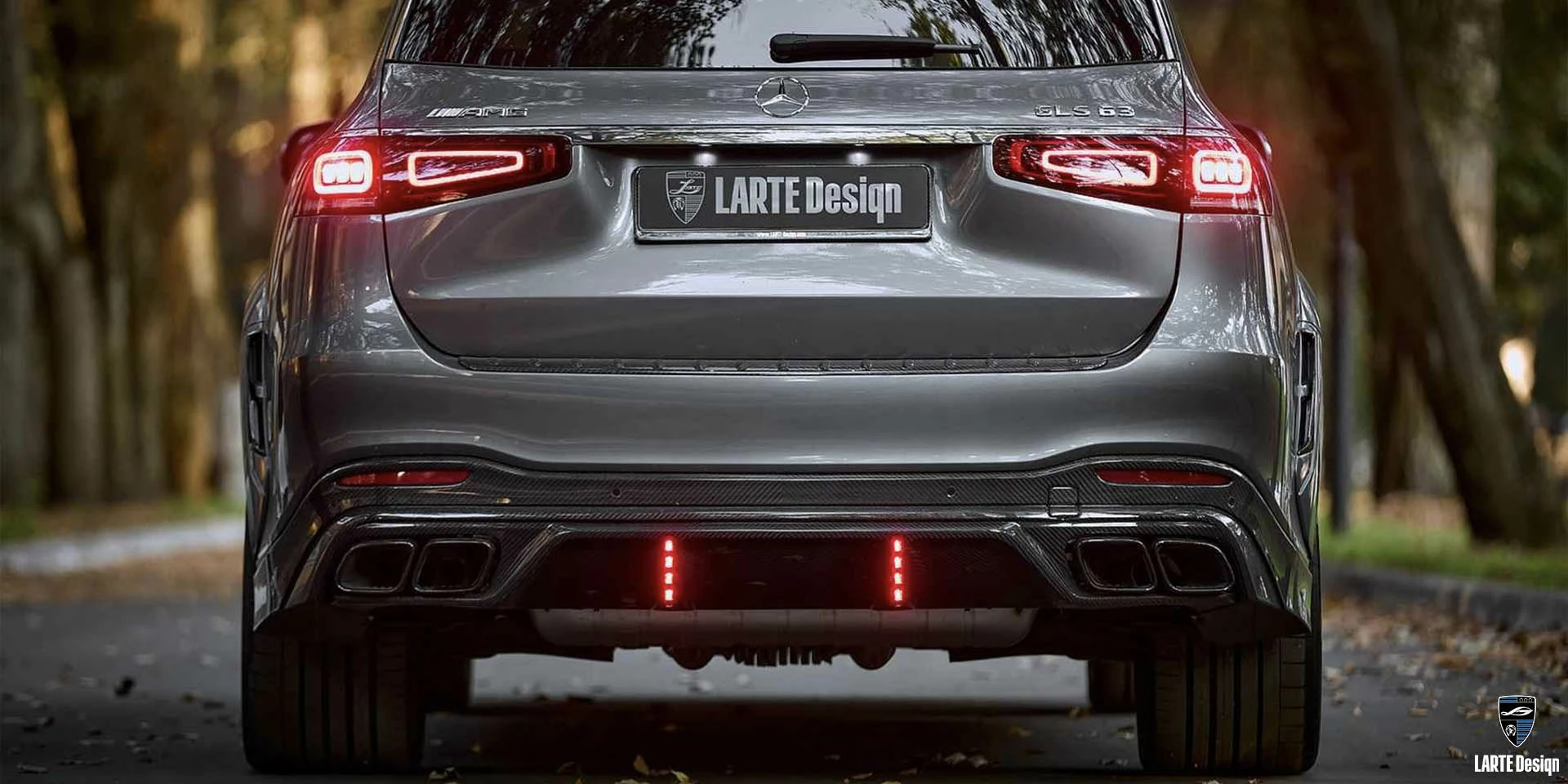 Rear Diffuser with stop signal for Mercedes-Benz GLS 63 AMG from LARTE Design