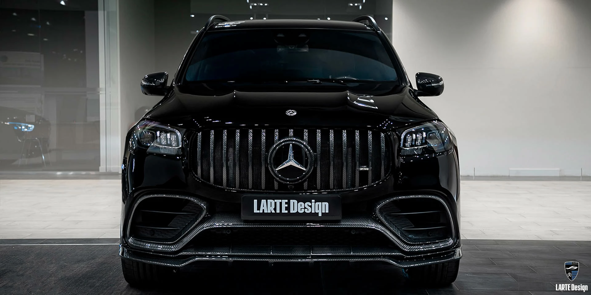 Aerodynamic carbon fiber kit for Mercedes Benz GLS 63 AMG from LARTE Design