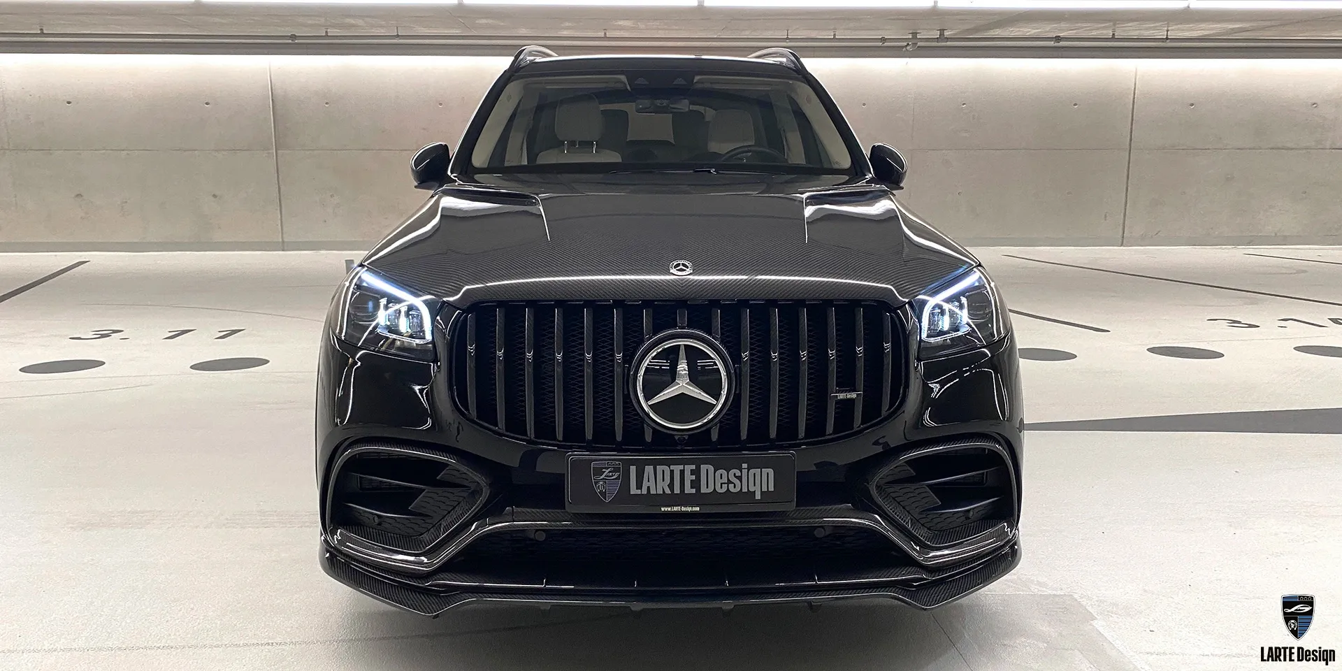 Kaufen Sie einen Kohlefaser-Frontstoßstangen-Splitter für den Mercedes Benz AMG GLS 63 4MATIC+ Х167 Obsidianschwarz metallic 2023