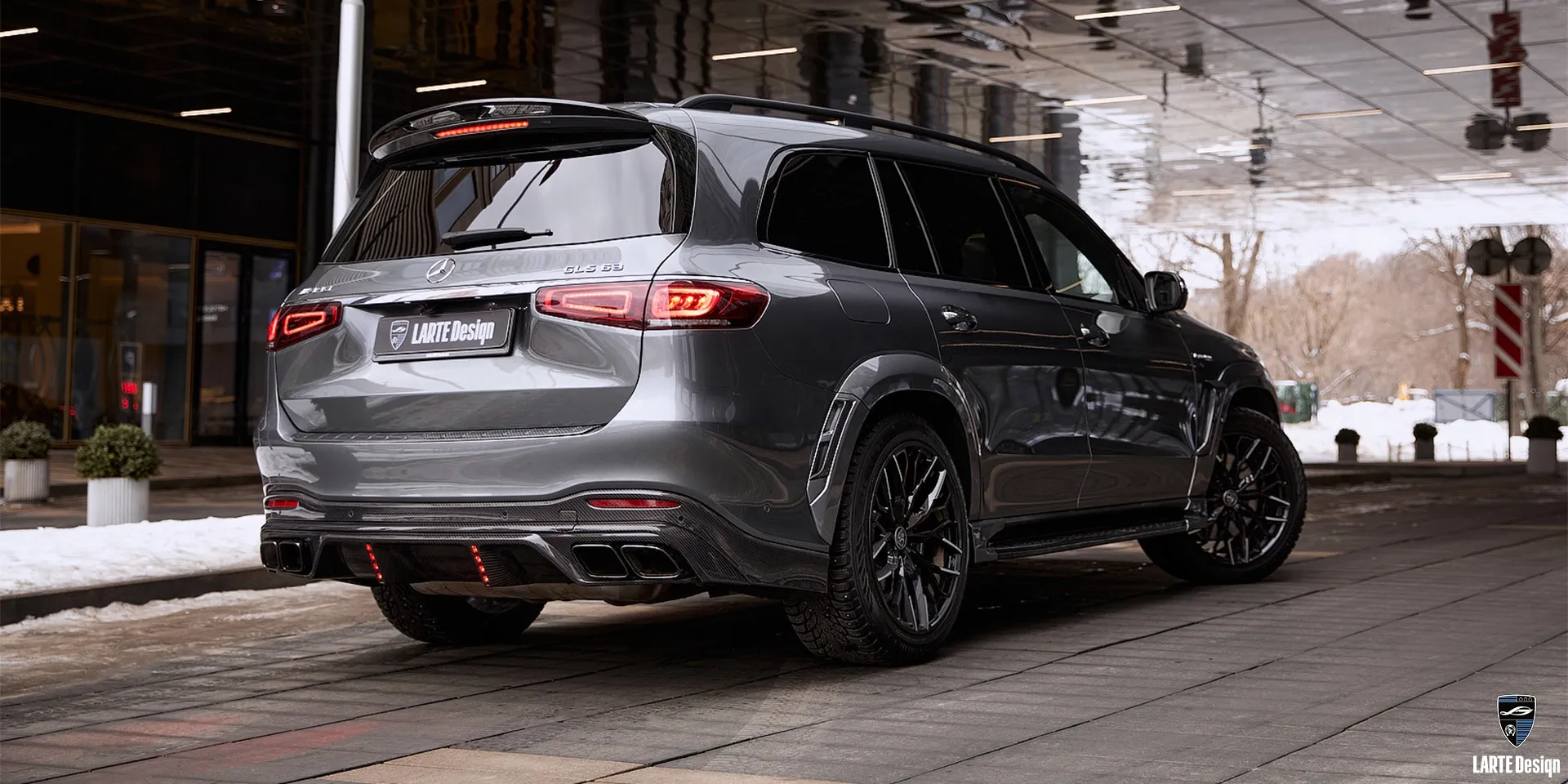 Anfrage für einen Kohlefaser-Addon-Diffusor für den Mercedes-Benz AMG GLS 63 4MATIC+ Х167 Selenitgrau metallic 2023