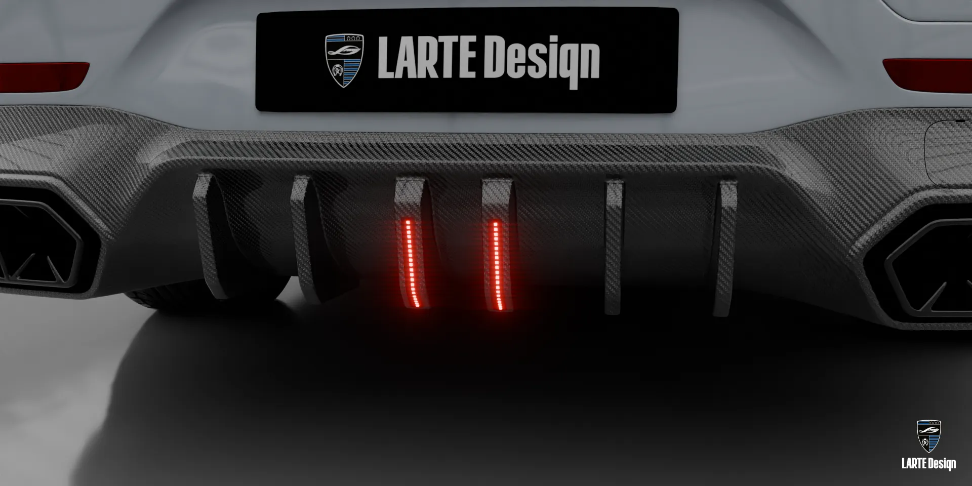 Hitech Silberer Mercedes GT 53 – Luxus-Sportwagen mit aggressivem Tuning-Look