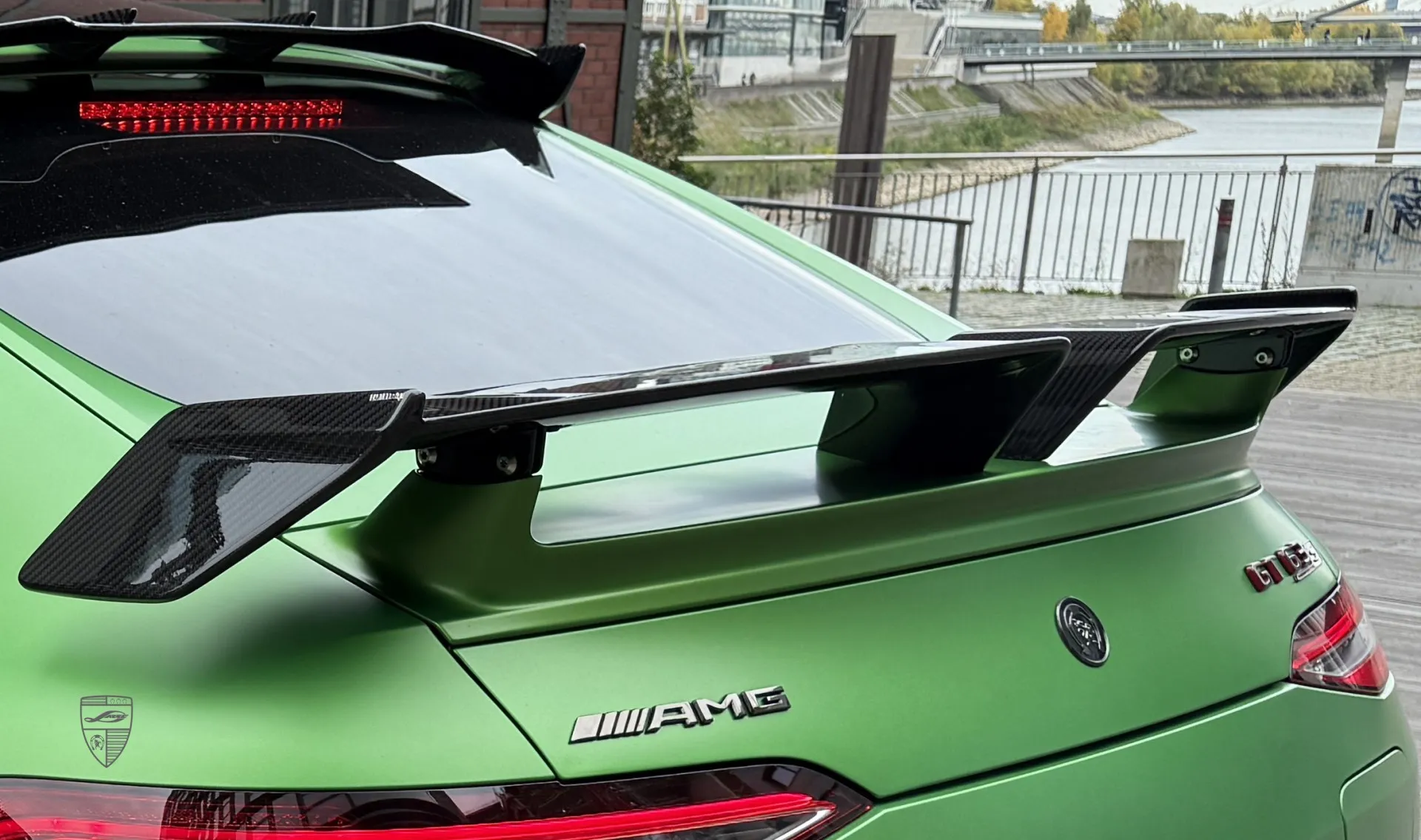 Carbon-Heckspoiler Upgrade für Ihren SUV Mercedes GT 63s AMG von LARTE Design