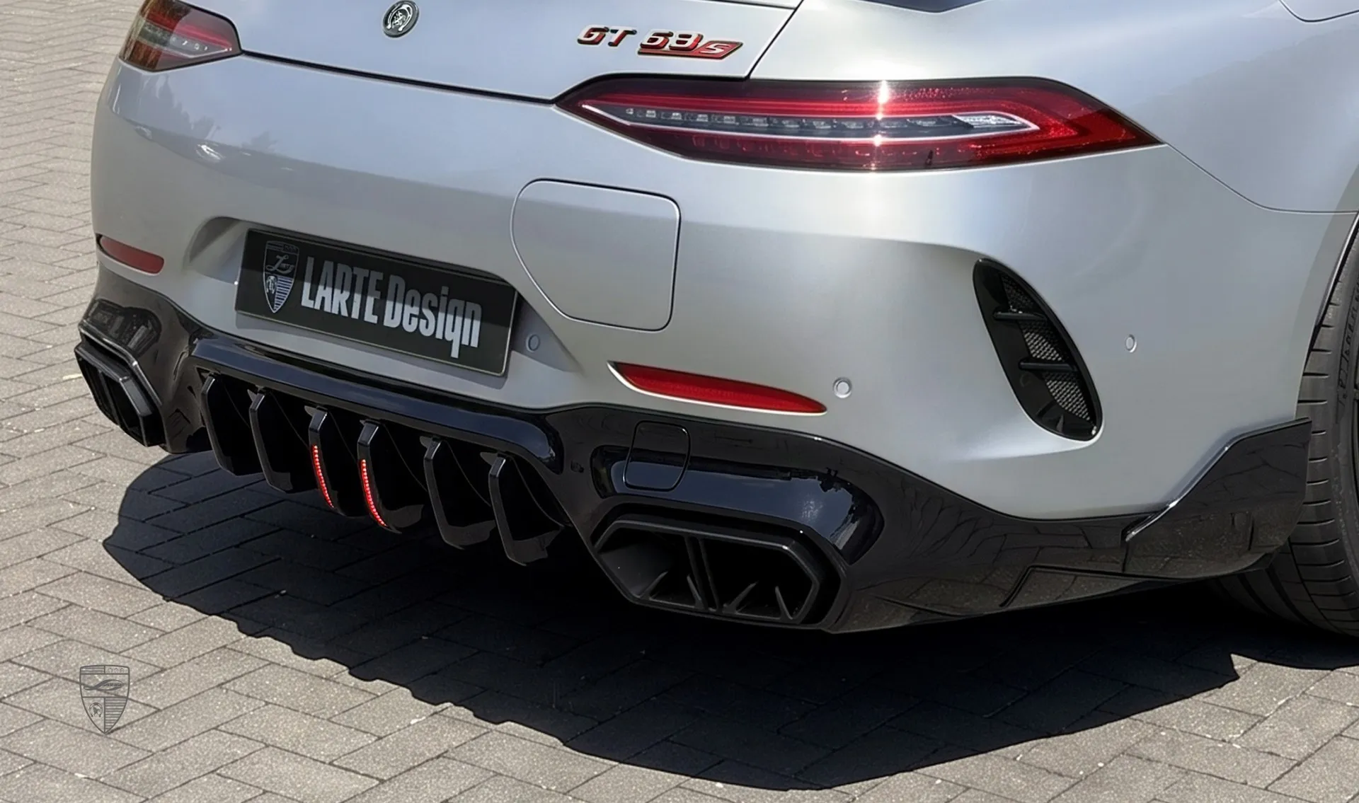 Heckdiffusor Upgrade für den Luxuswagen Mercedes GT 63s AMG von LARTE Design