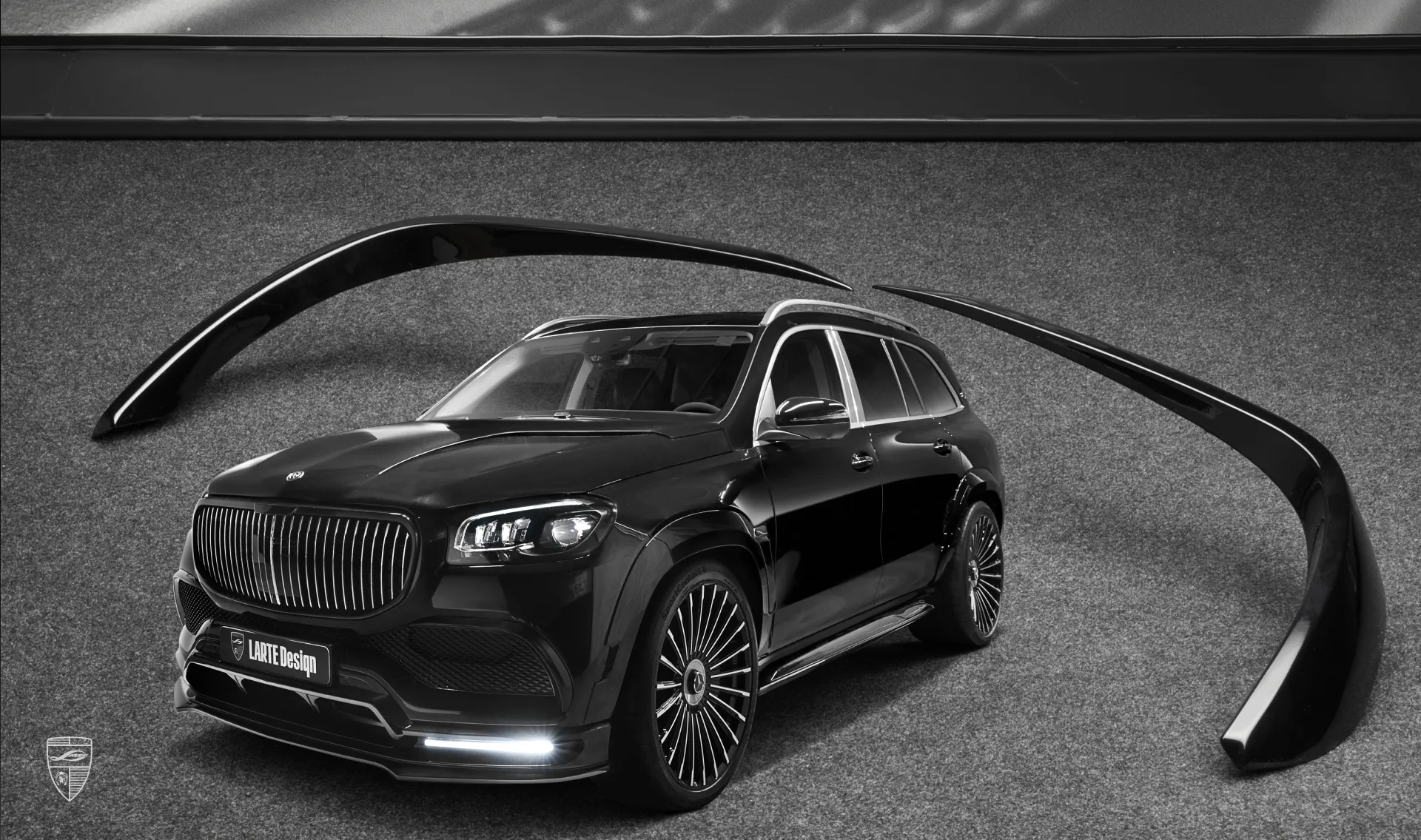 Front bumper trim upgrade for the luxury car Mercedes Maybach GLS 600 X167 from LARTE Design