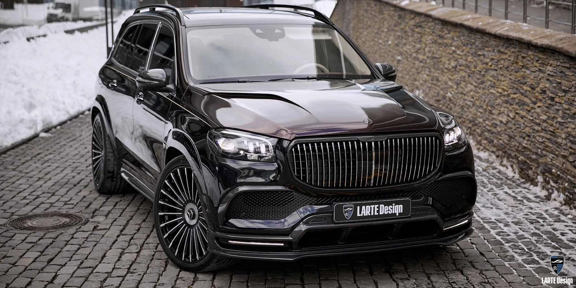 Besorgen Sie sich den Frontsplitter aus Kohlefaser für Mercedes-Maybach GLS 600 4MATIC X167 M 176 Obsidianschwarz metallic