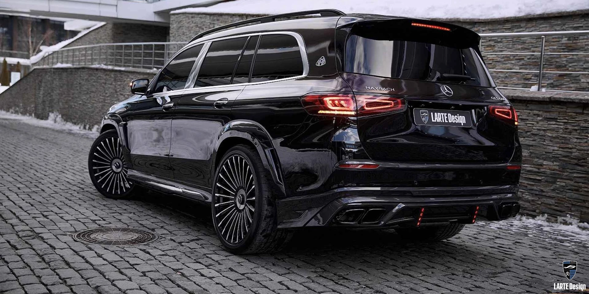 Kaufen Sie das aerodynamische Widebody-Kit für den Mercedes-Maybach GLS 600 4MATIC X167 M 176 Obsidianschwarz Metallic 2024