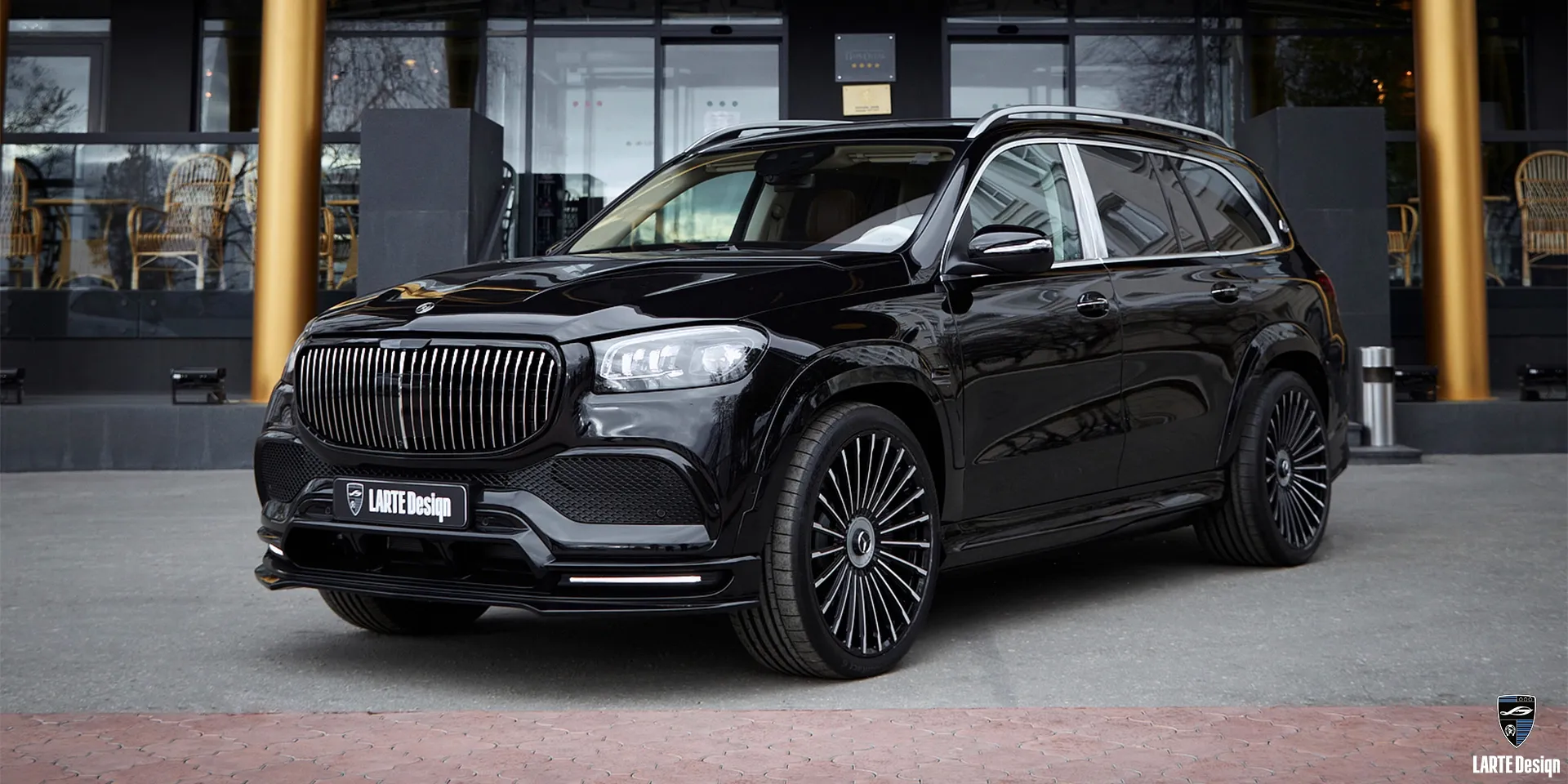Anfrage zum Erwerb von Kohlefaser-Zubehörteilen für Mercedes-Maybach GLS 600 4MATIC Х167 M 176 in Obsidianschwarz Metallic