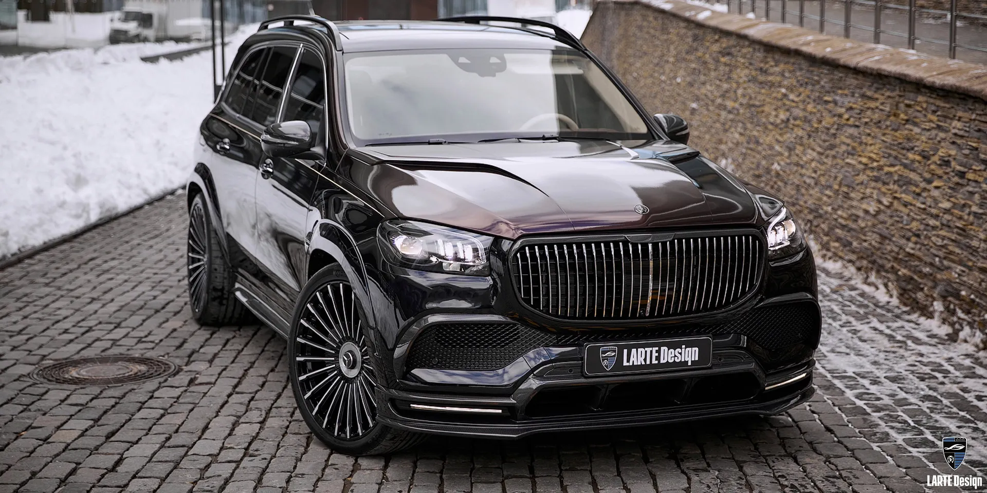 Erwerben Sie ein neues aerodynamisches Kohlefaser-Kit für den Mercedes-Maybach GLS 600 4MATIC Х167 M 176 Rubellite Rot Metallic 2025