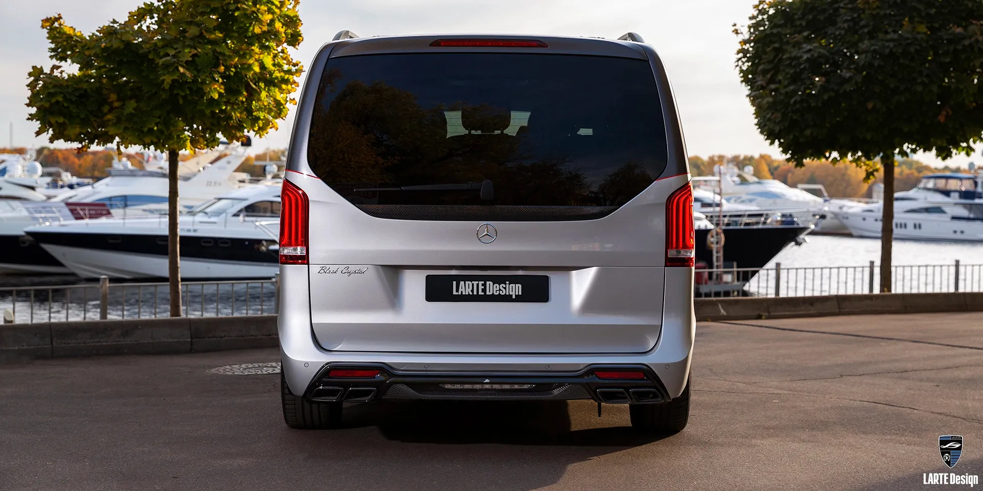 Paket mit aerodynamischem Addon-Diffusor für Mercedes-Benz V-Klasse W447 Brillantsilber metallic V 250 d AVANTGARDE EL 2025