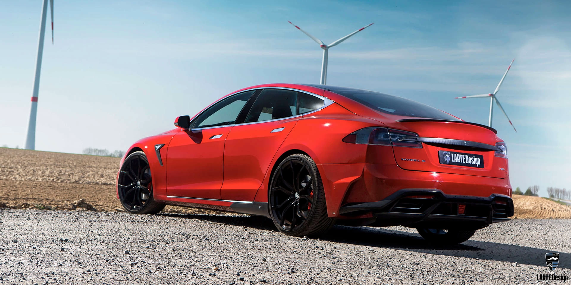 Bestellen Sie einen Heckschürzensdiffusor für den Tesla Model S 85D Electro AT in Red Multi-Coat Paint 2024