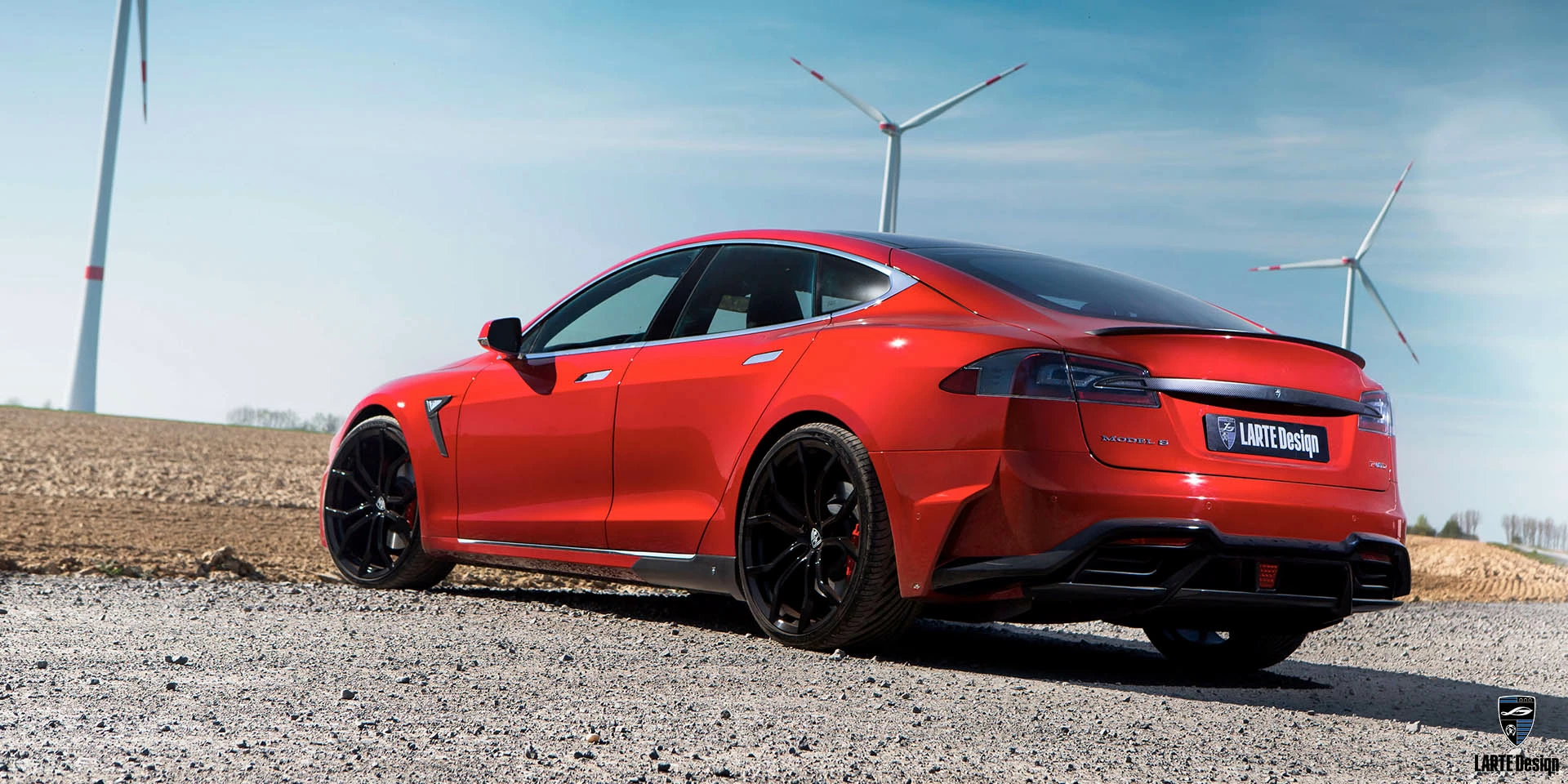 Tesla Model S Tuning: Bodykit von Larte Design