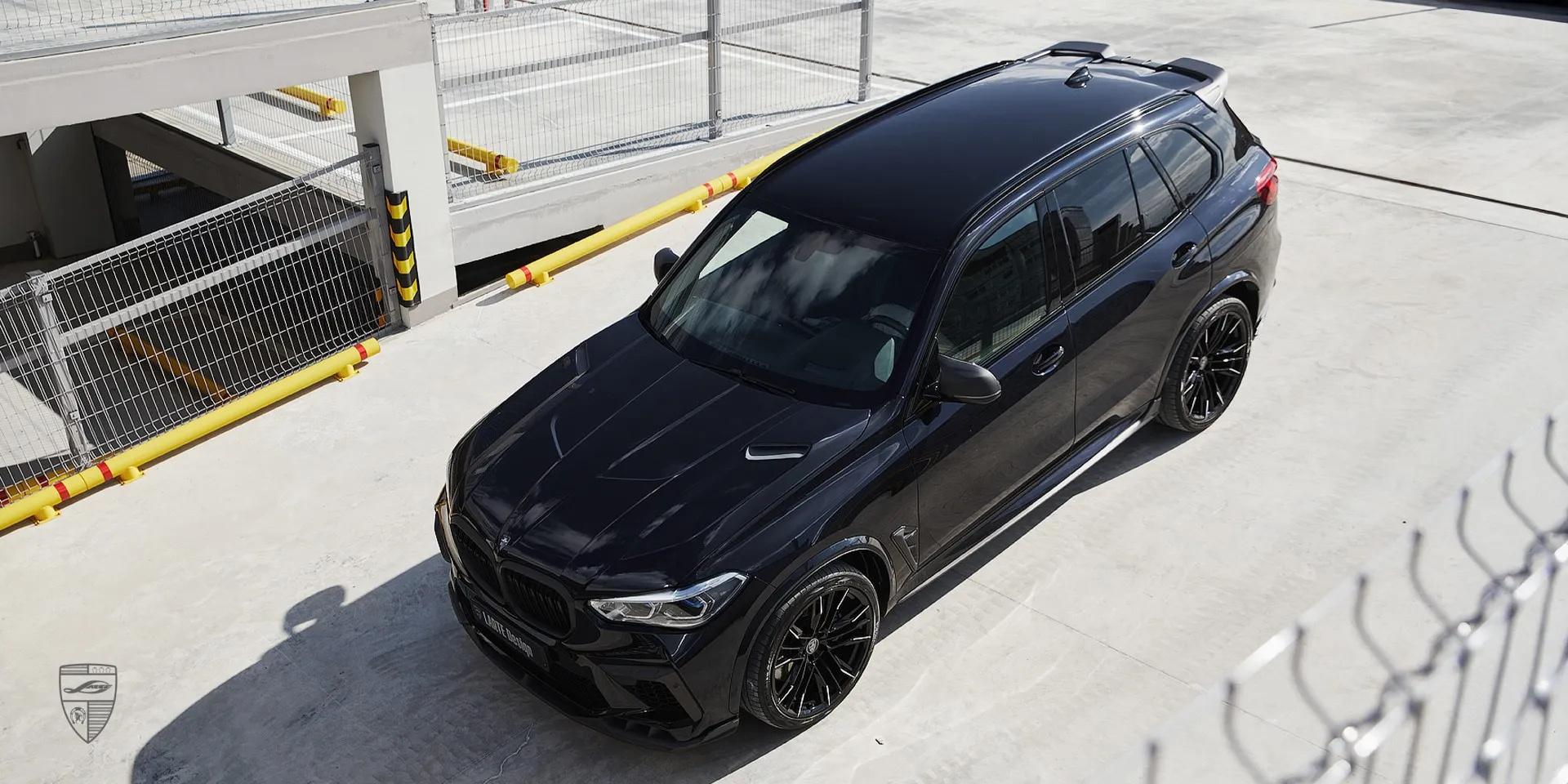 2022 BMW X5M F95 hood upgrade review illustration from customer in Germany