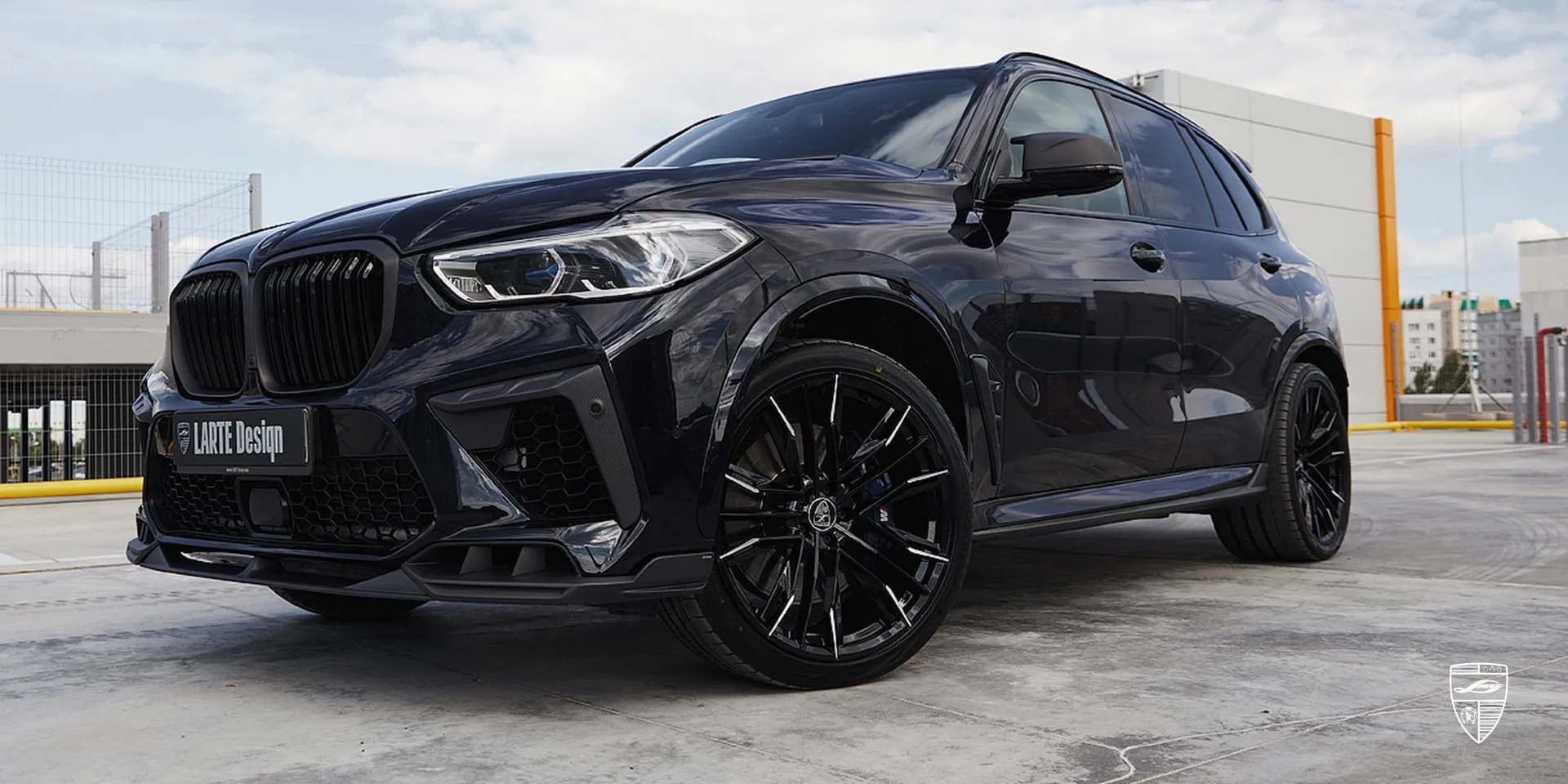 2022 BMW X5M F95 lip kit review illustration from customer in Germany
