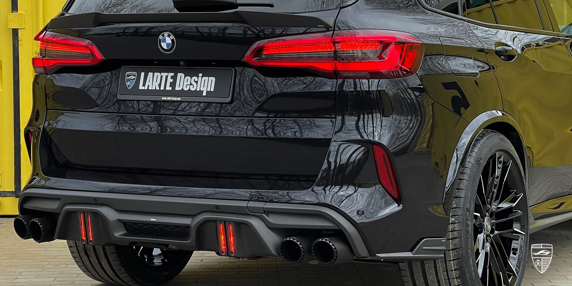 2023 BMW X5M F95 bumper upgrade review illustration from customer in Germany