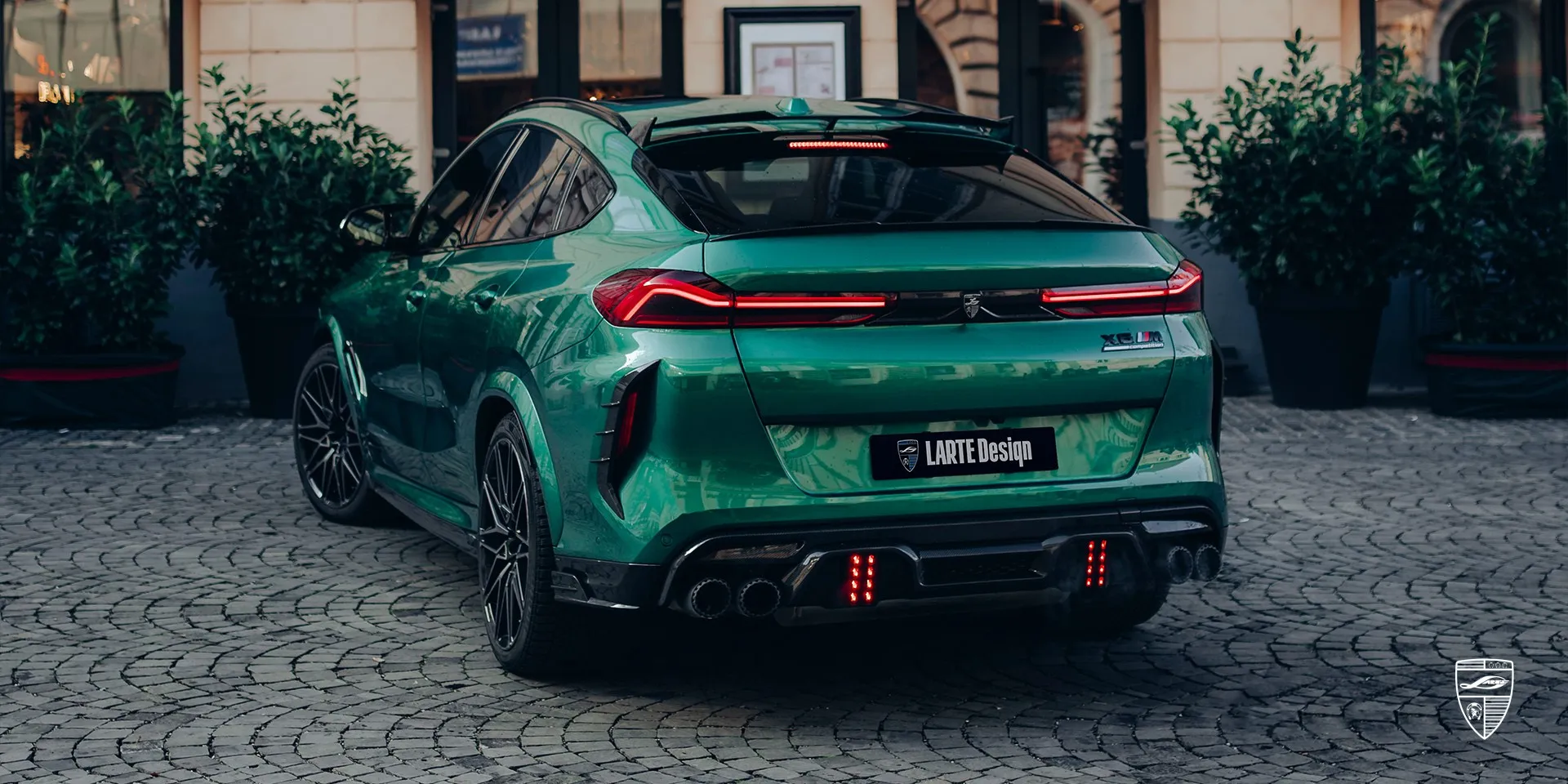 BMW X6M F96 Facelift Aerokit – Kundenfeedback 2026 BMW X6M F96 Facelift Aerokit – Kundenfoto aus Rumänien