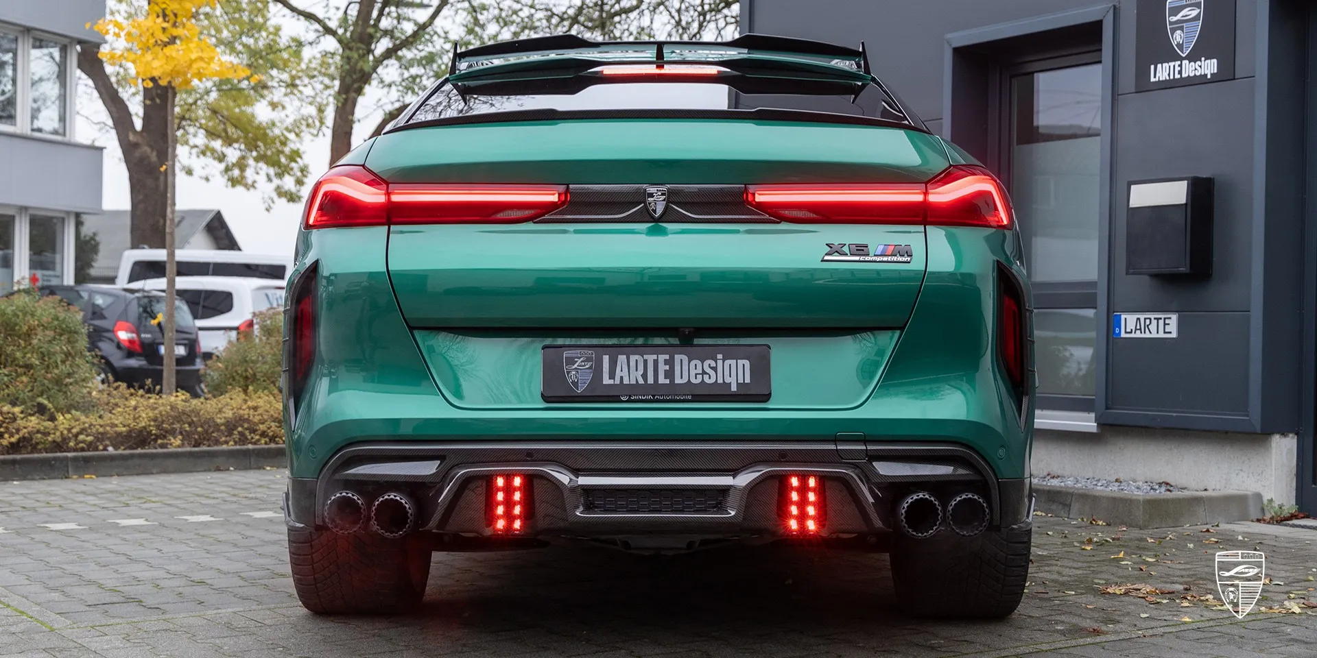 BMW X6M F96 Facelift Aerokit – Kundenfeedback 2026 BMW X6M F96 Facelift Aerokit – Kundenfoto aus Rumänien