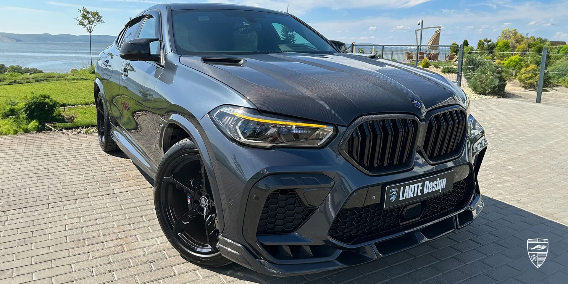 BMW X6M F96 Lip Kit – Kundenfoto 2022 BMW X6M F96 Lip Kit – Kundenbild aus Deutschland